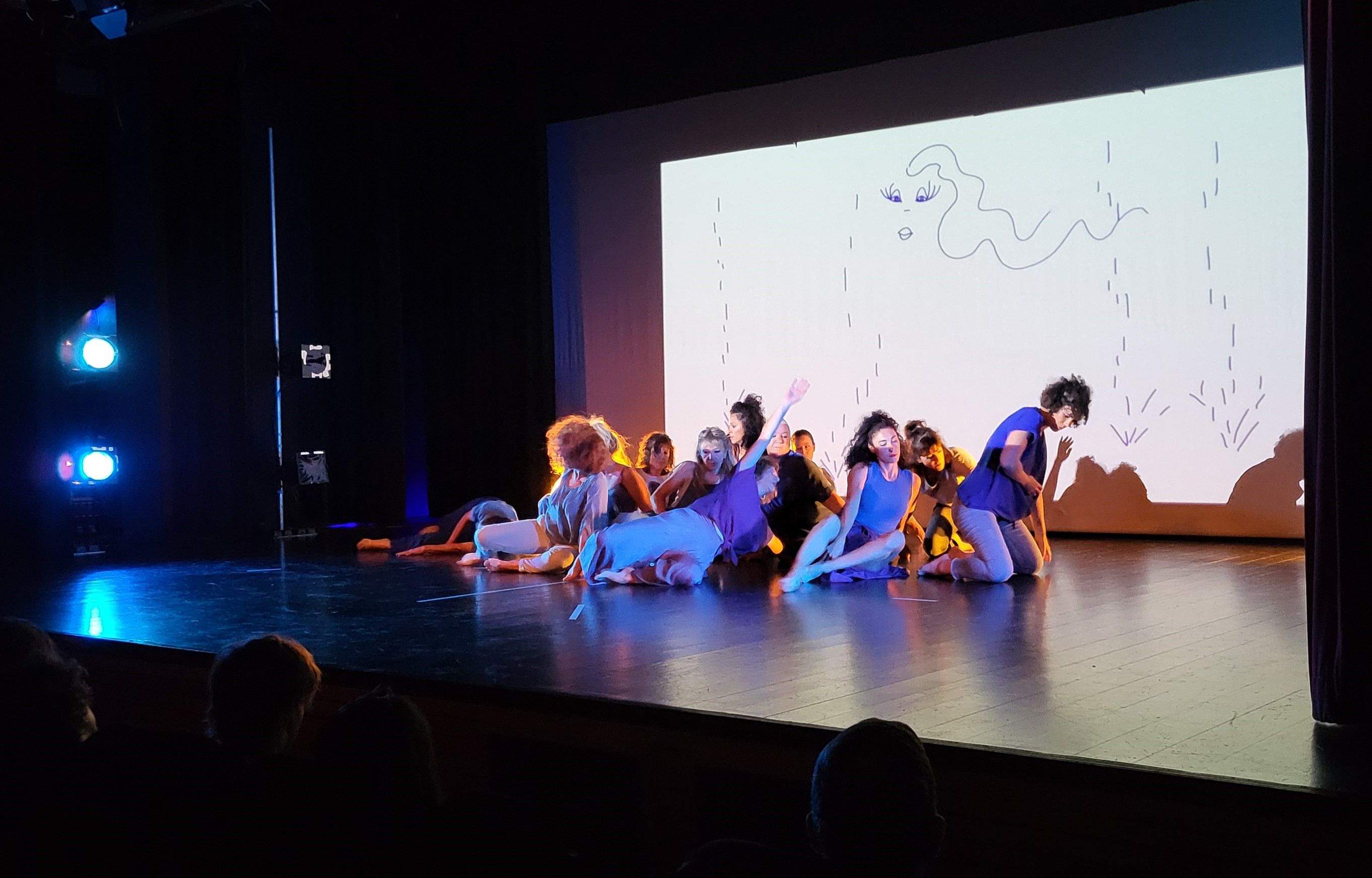 Taller de Danza Contemporánea en la  XXXI Muestra de Huesca. Foto Myriam Martínez