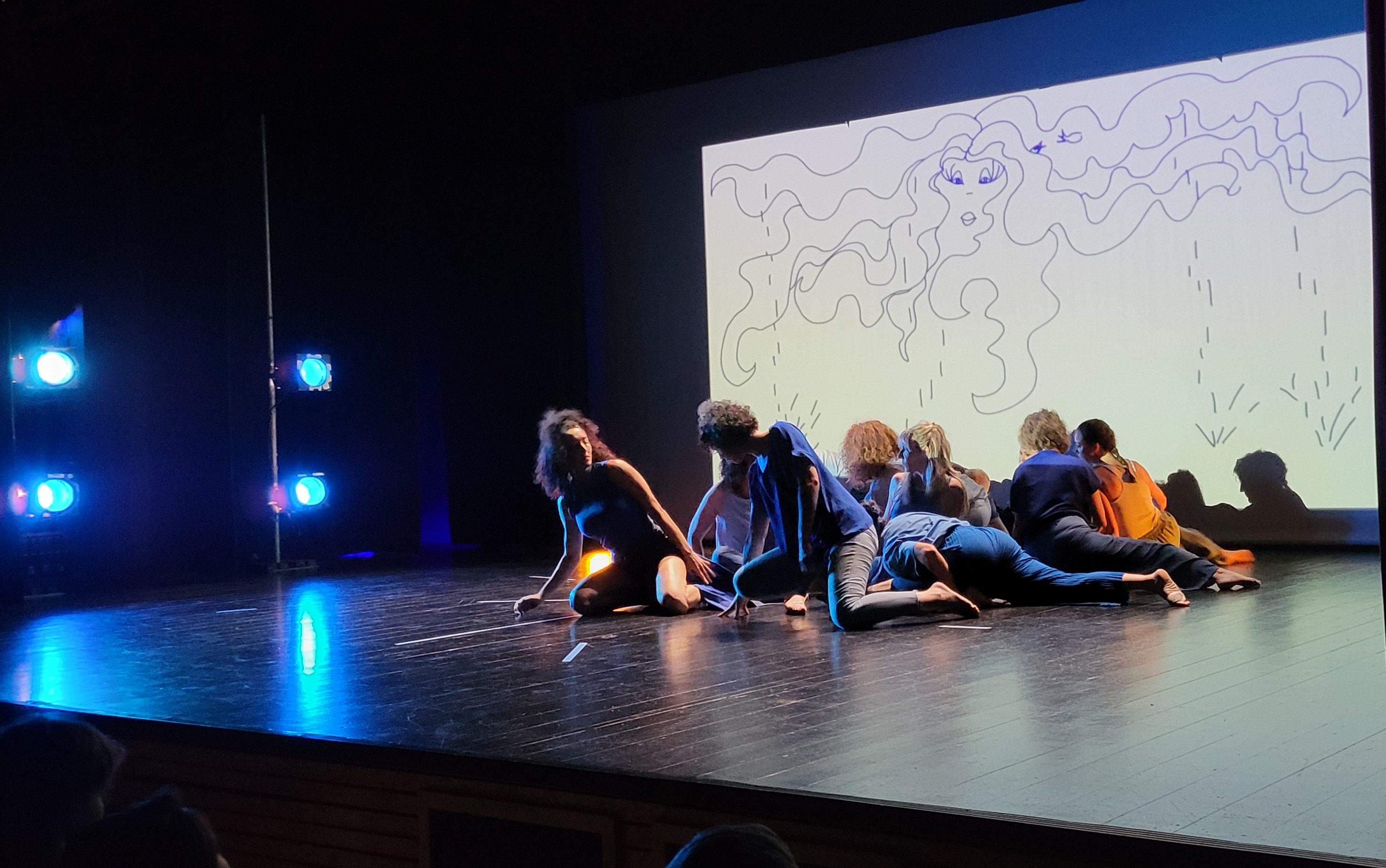 Taller de Danza Contemporánea en la  XXXI Muestra de Huesca. Foto Myriam Martínez