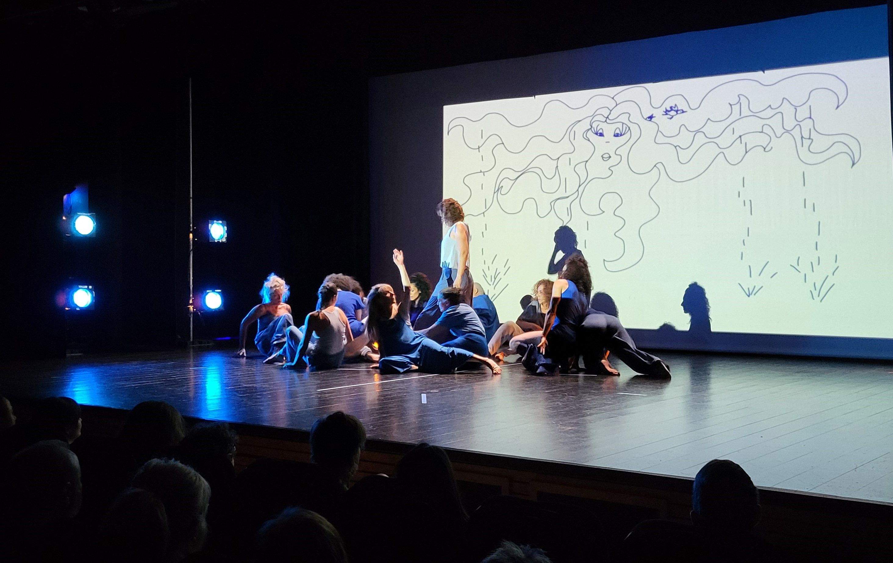 Taller de Danza Contemporánea en la  XXXI Muestra de Huesca. Foto Myriam Martínez