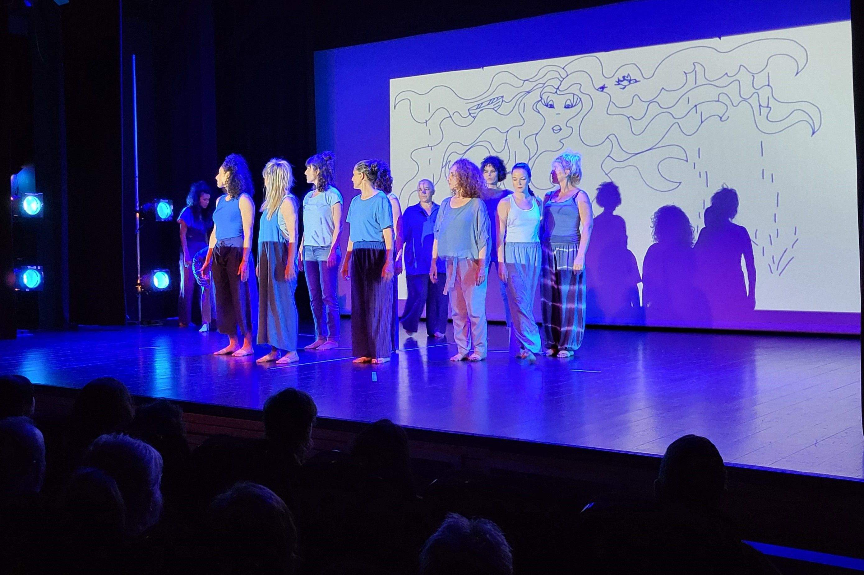 Taller de Danza Contemporánea en la  XXXI Muestra de Huesca. Foto Myriam Martínez