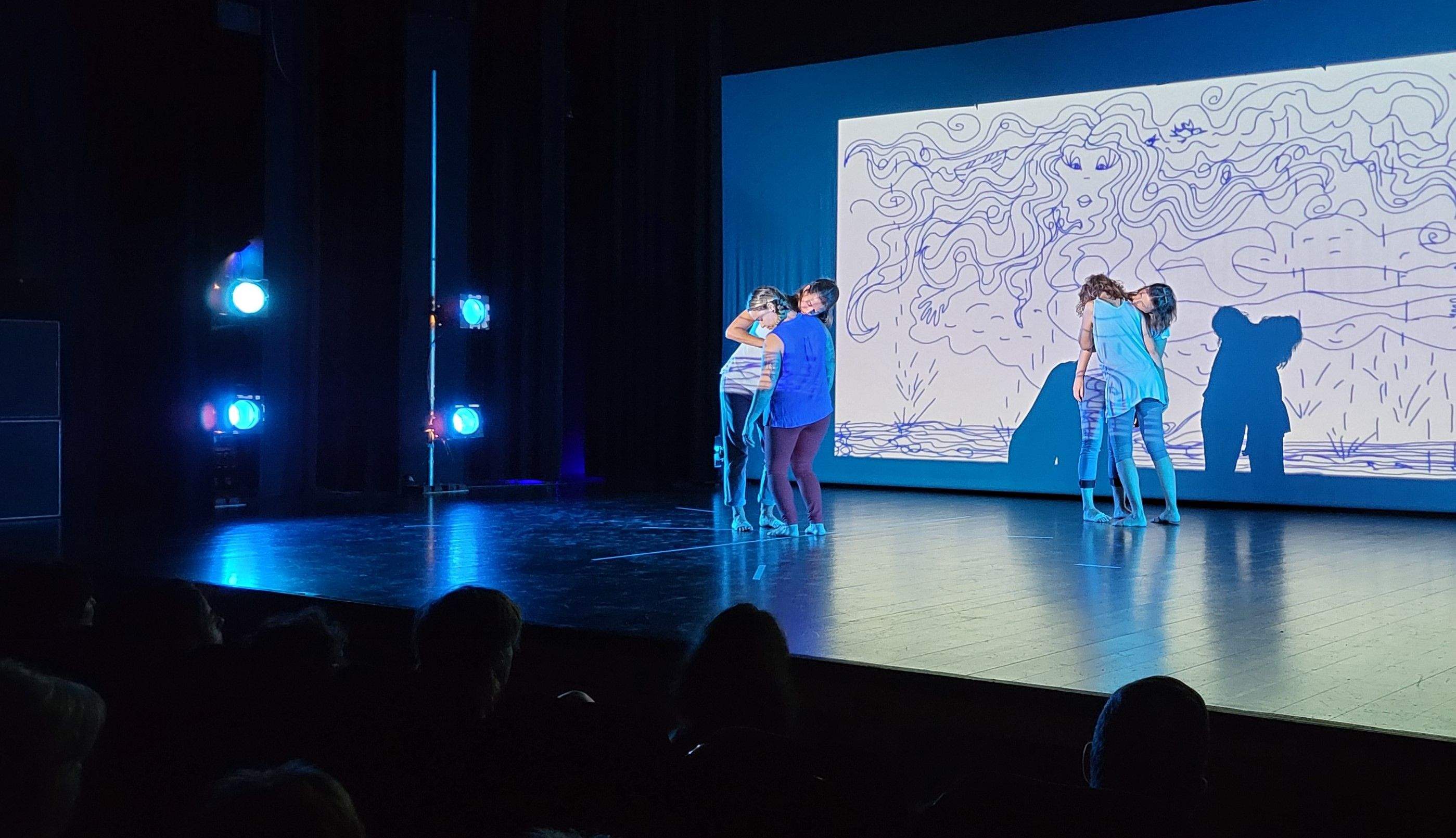 Taller de Danza Contemporánea en la  XXXI Muestra de Huesca. Foto Myriam Martínez