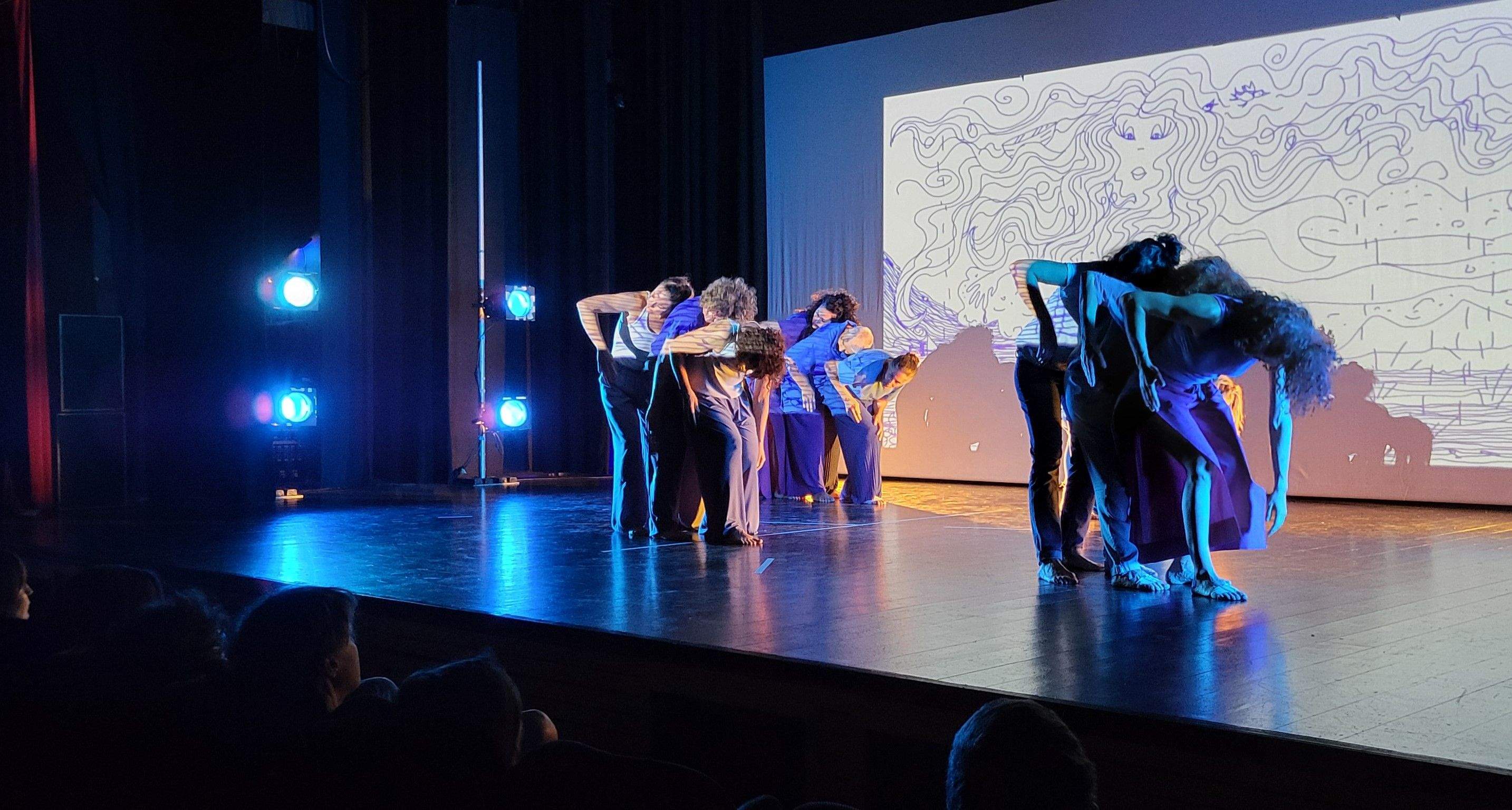 Taller de Danza Contemporánea en la  XXXI Muestra de Huesca. Foto Myriam Martínez