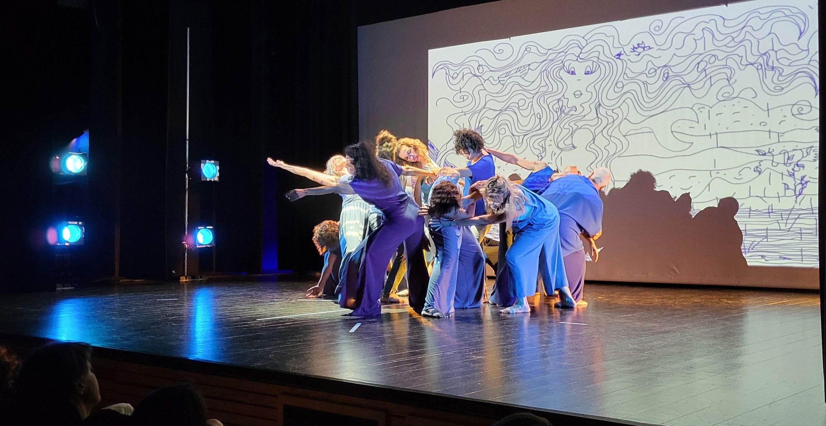 Taller de Danza Contemporánea en la  XXXI Muestra de Huesca. Foto Myriam Martínez