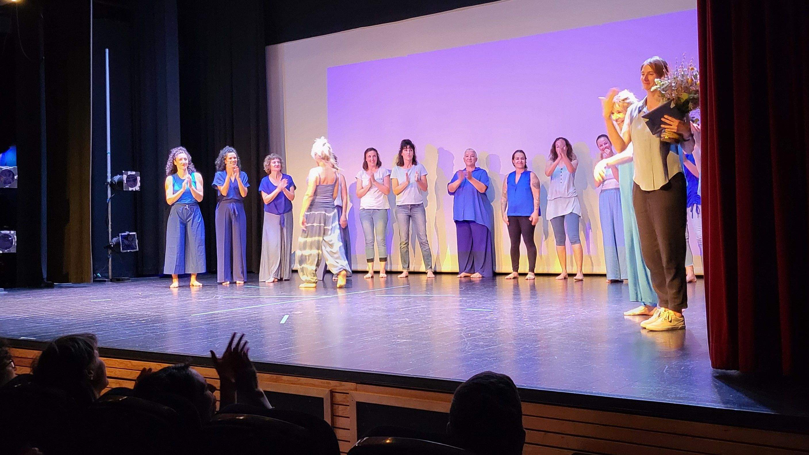 Taller de Danza Contemporánea en la  XXXI Muestra de Huesca. Foto Myriam Martínez