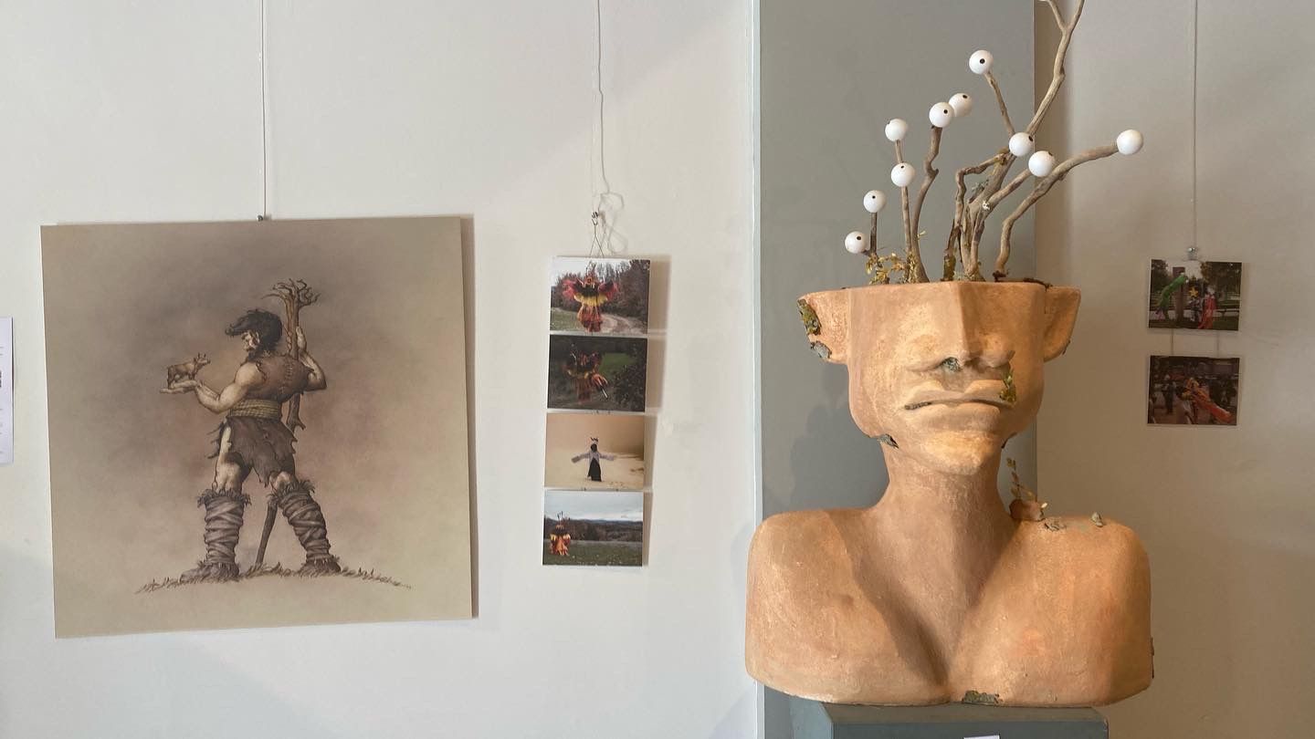 Espectáculo de fuego y circo para el V festival Aragón Legendario en Laspaúles