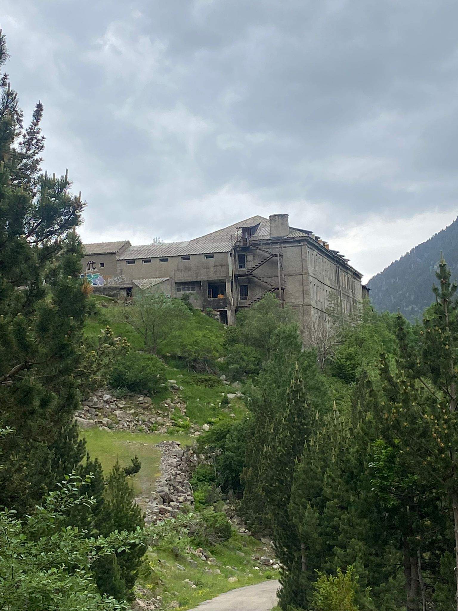 Estado de los Baños de Benasque. Foto Nacho Bernad