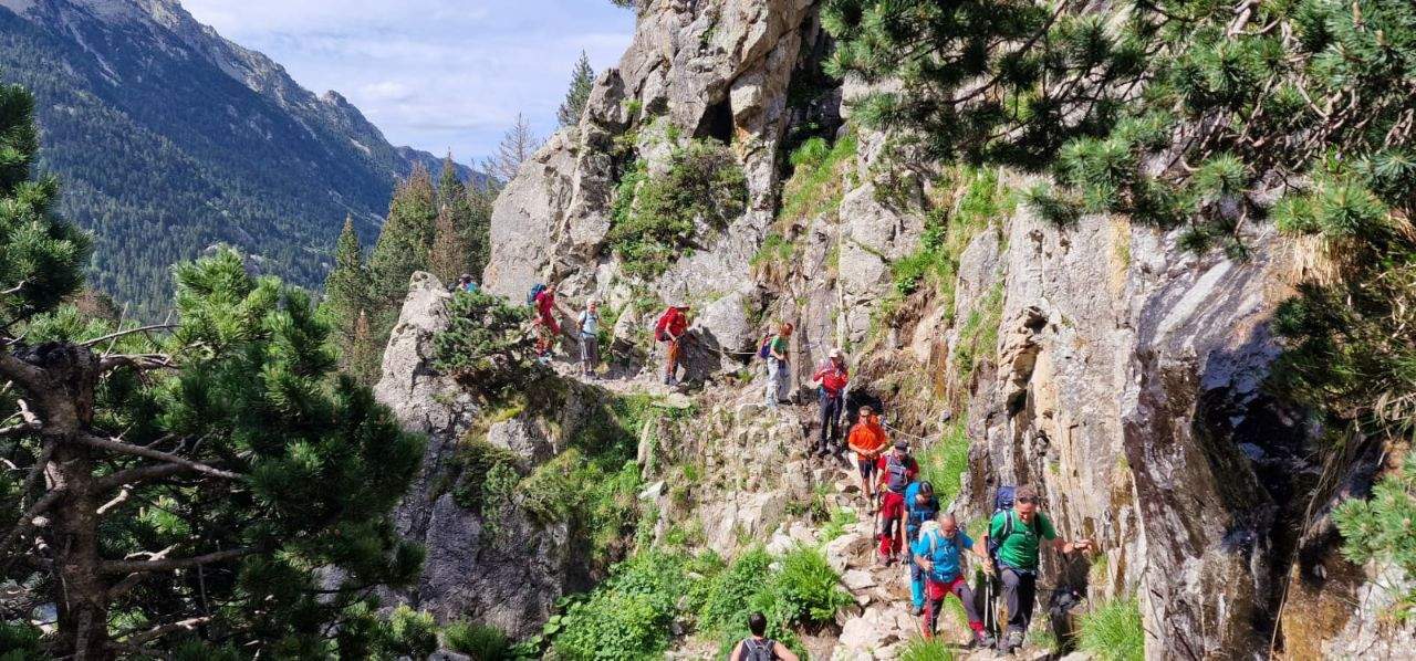 Montañeros de los clubes Nabaín y Atlético Sobrarbe. 