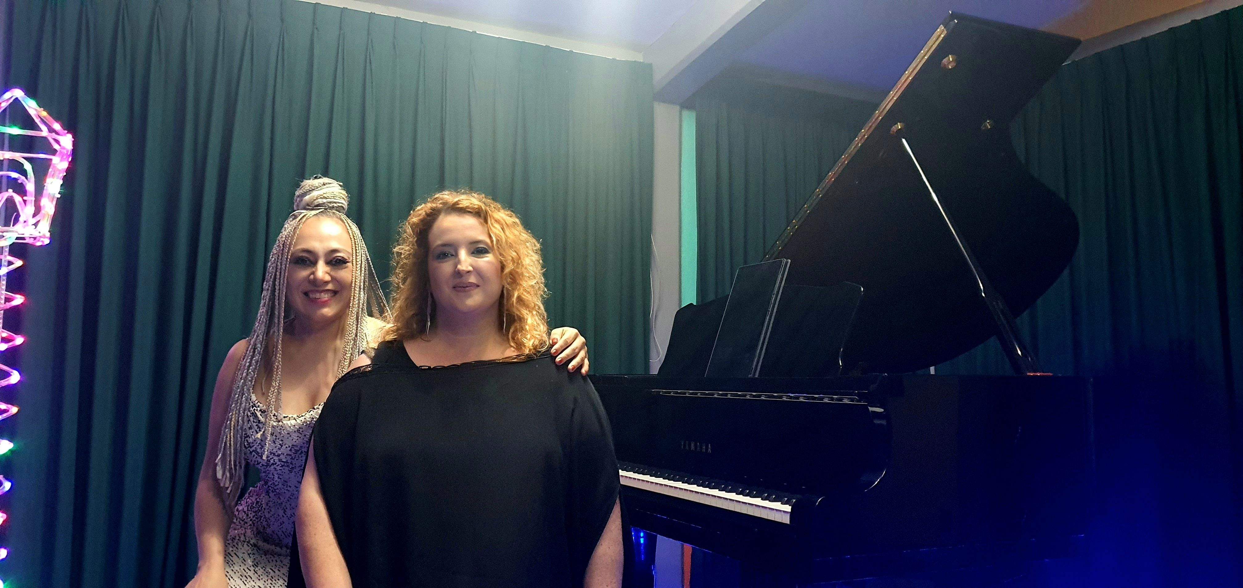 Nati Ballarín con Lydia Rendón en México