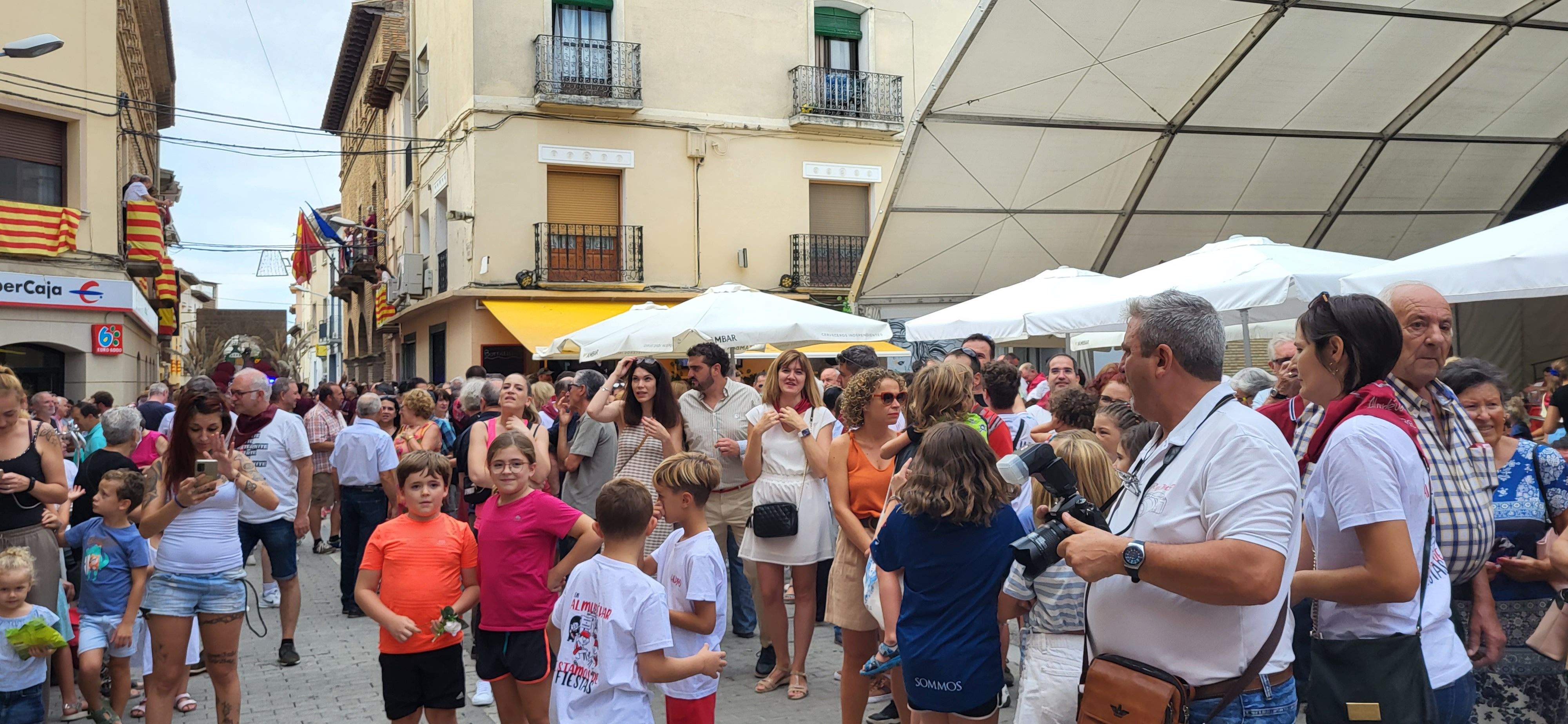 Almudévar celebra el chupinazo. Foto Mercedes Manterola 