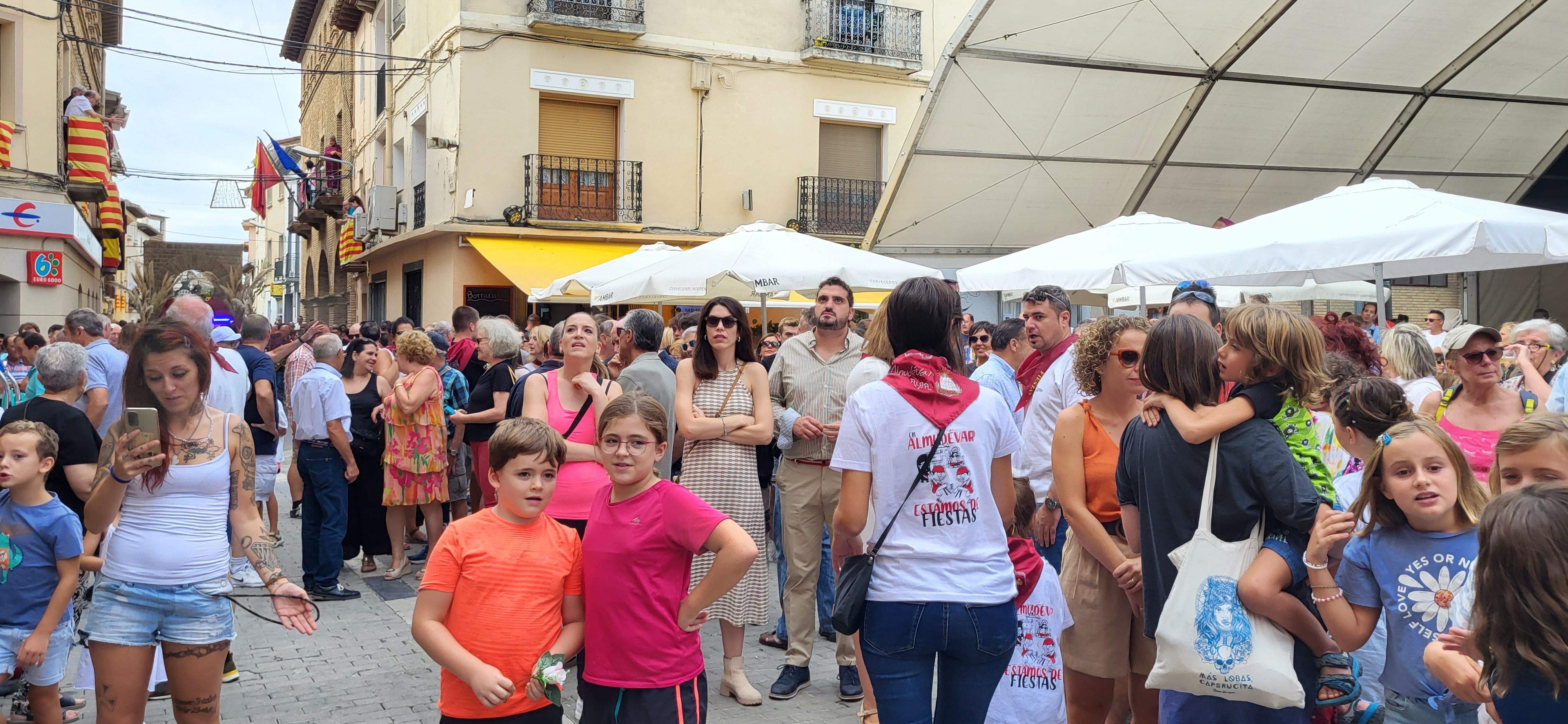 Almudévar celebra el chupinazo. Foto Mercedes Manterola 