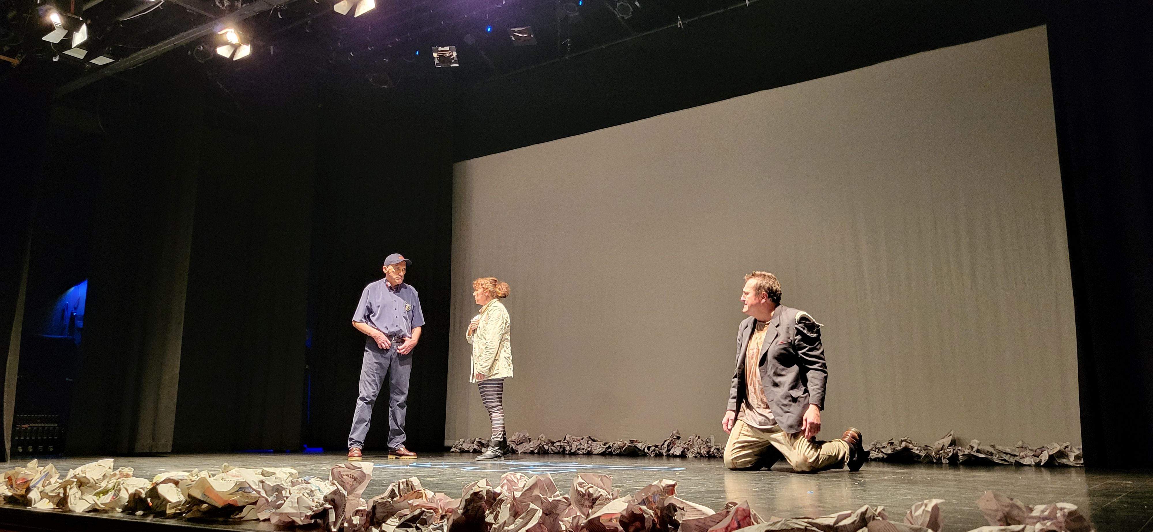 Candil teatro con la obra "Topografía de un desnudo". Foto Myriam Martínez