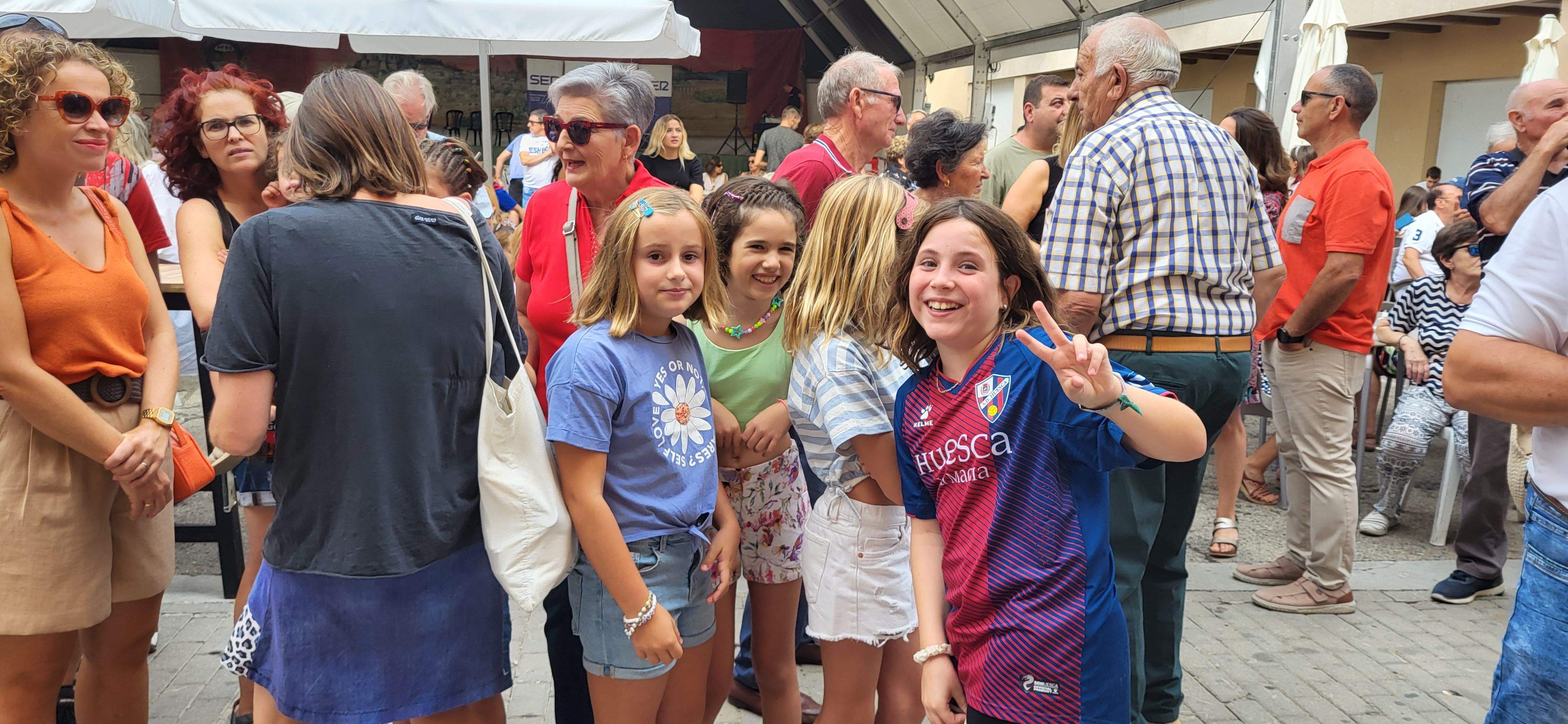 Almudévar celebra el chupinazo. Foto Mercedes Manterola 