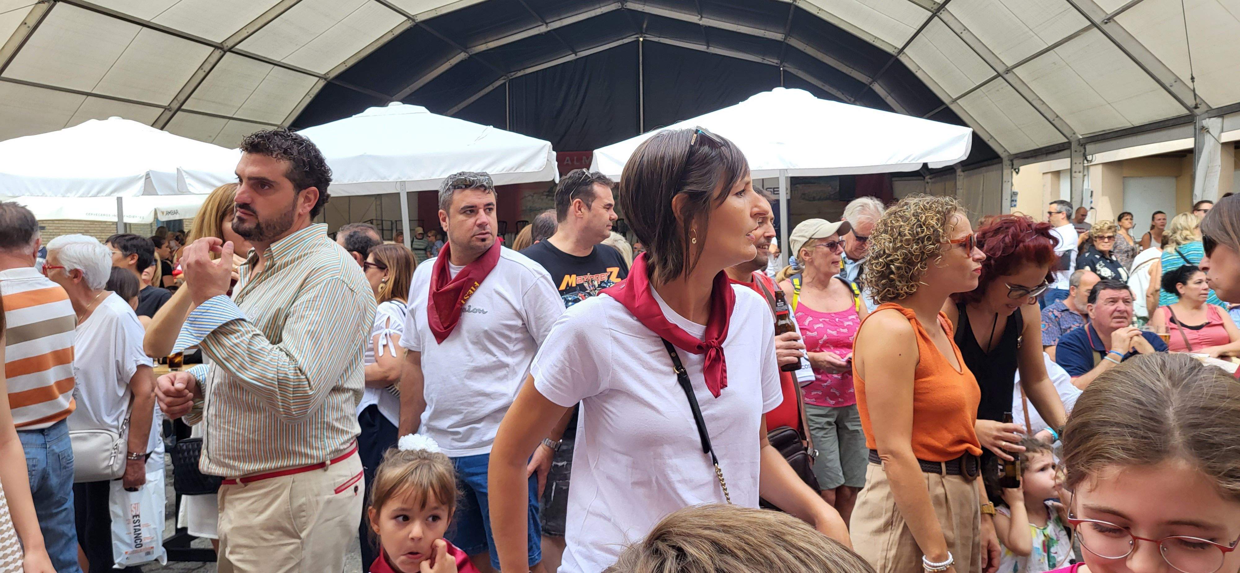 Almudévar celebra el chupinazo. Foto Mercedes Manterola 