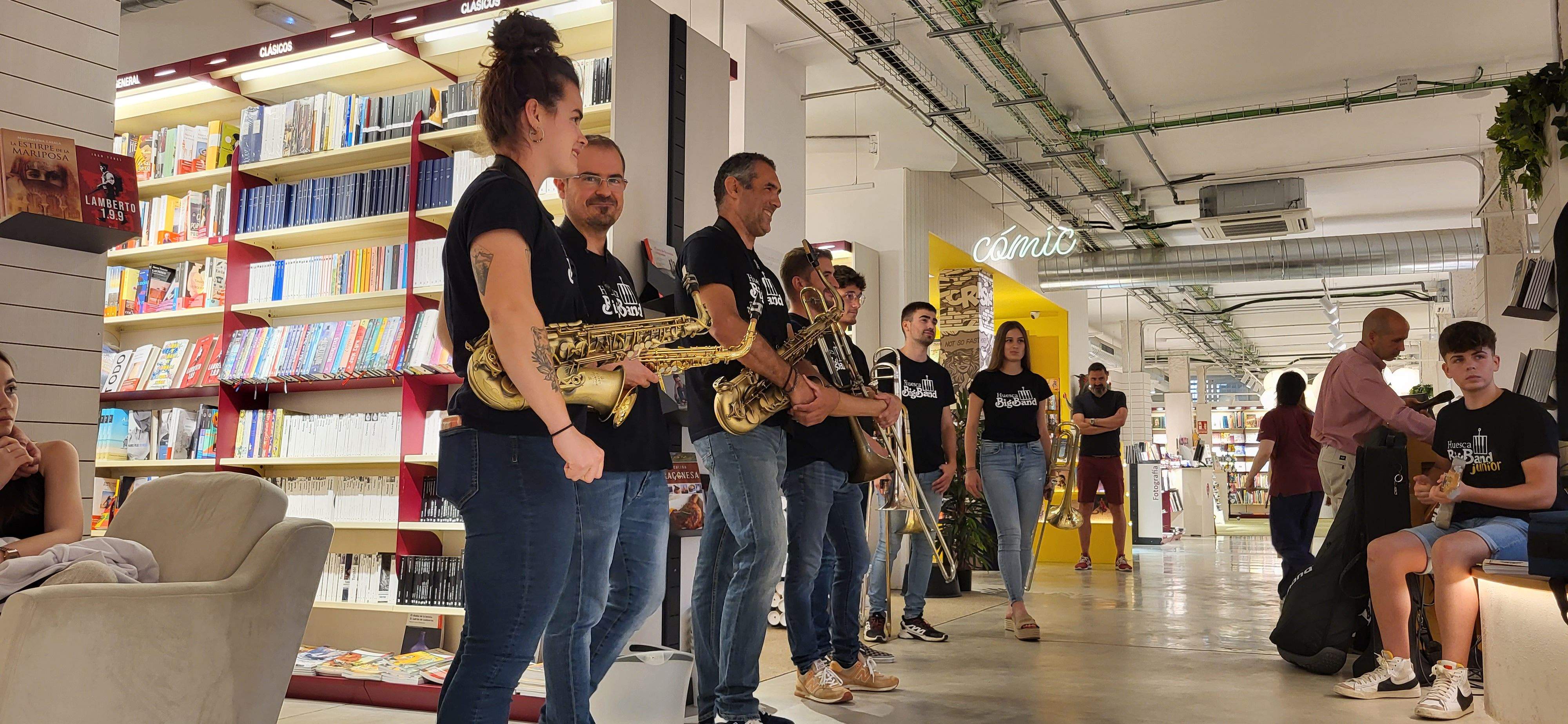  La Huesca Big Band en Santos Ochoa. Foto Myriam Martínez