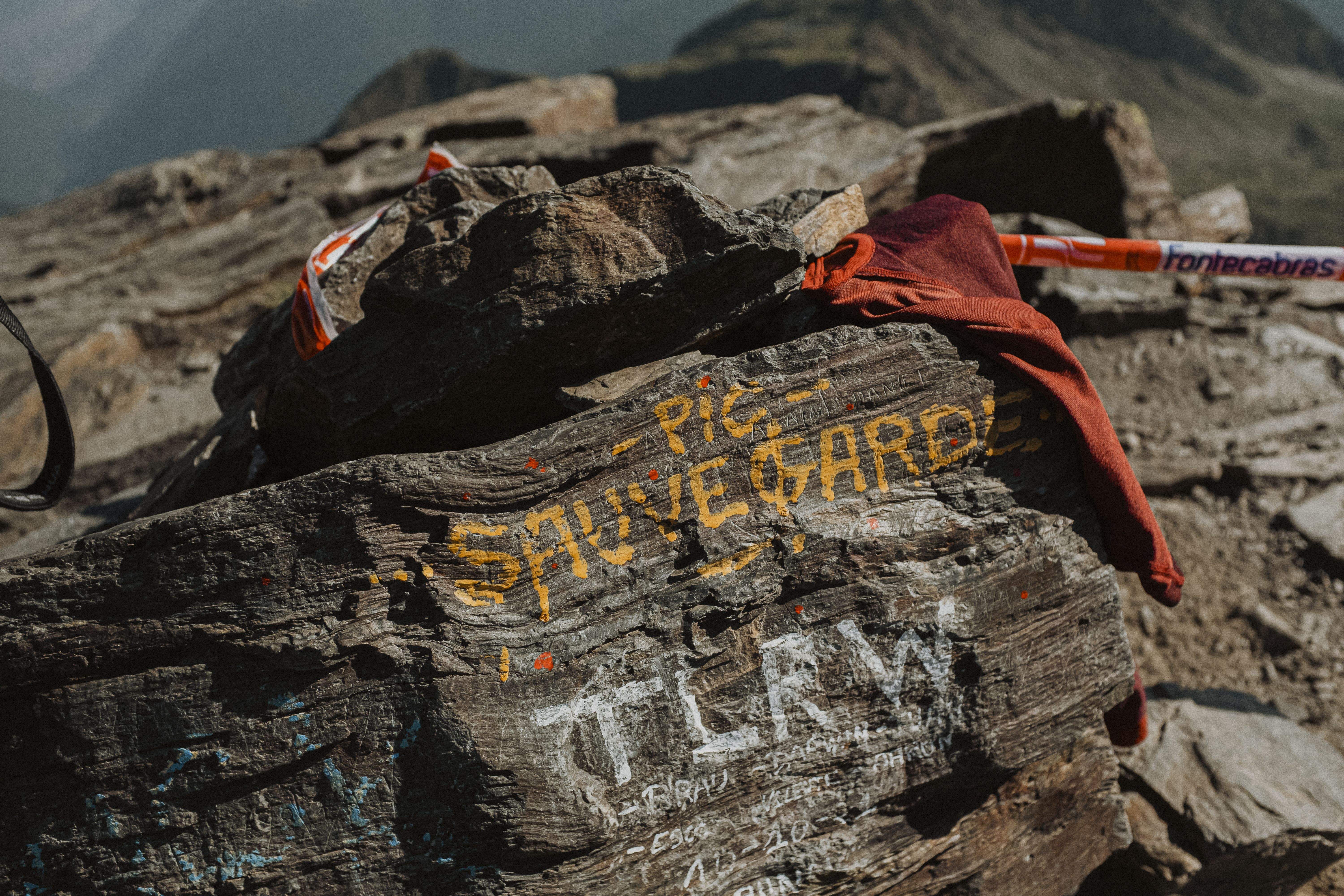 Kilómetro Vertical. Raúl Santana.