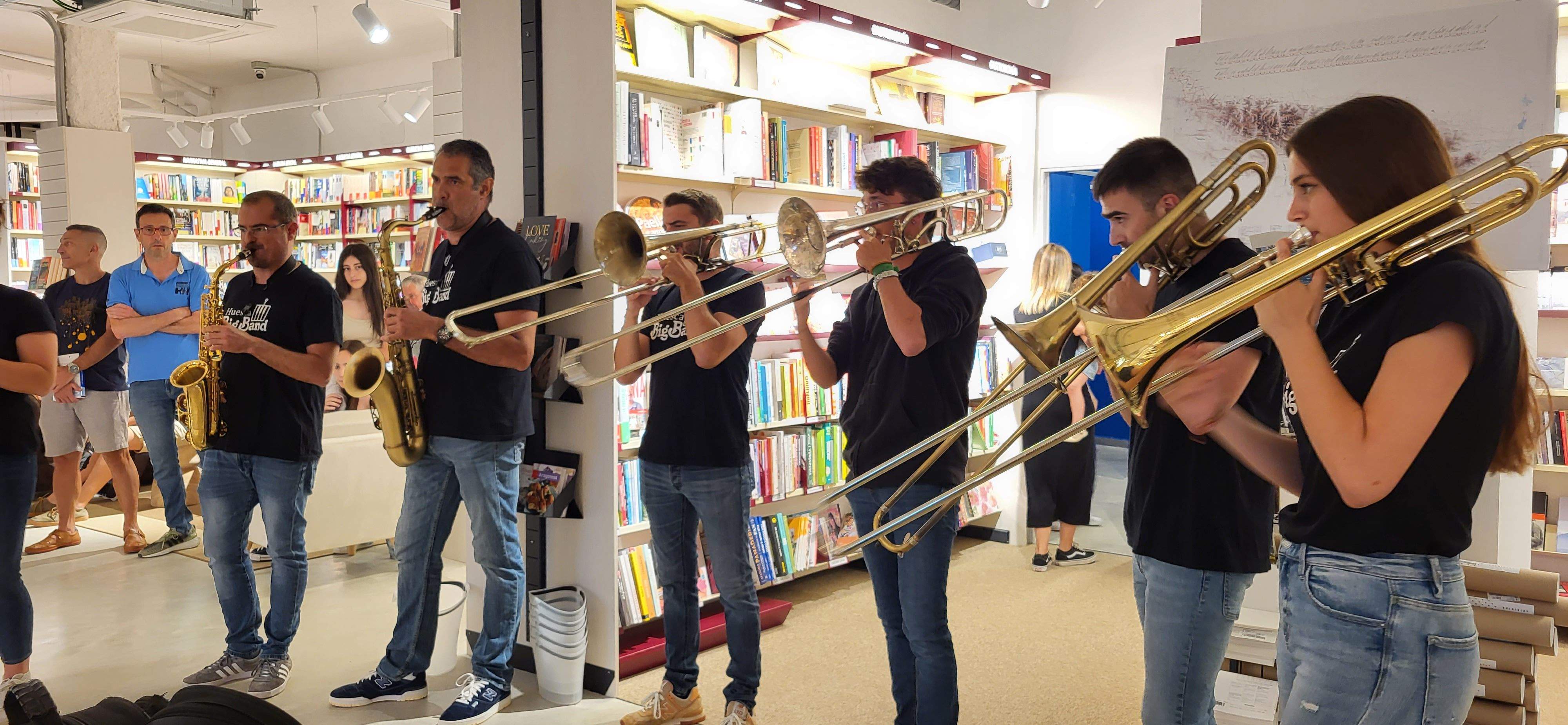  La Huesca Big Band en Santos Ochoa. Foto Myriam Martínez