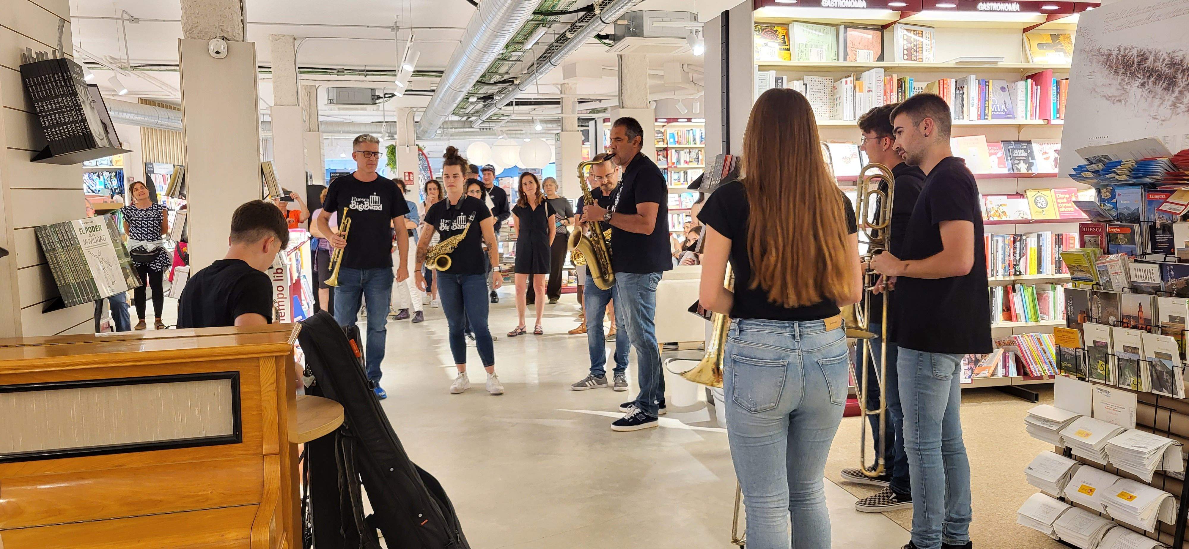  La Huesca Big Band en Santos Ochoa. Foto Myriam Martínez