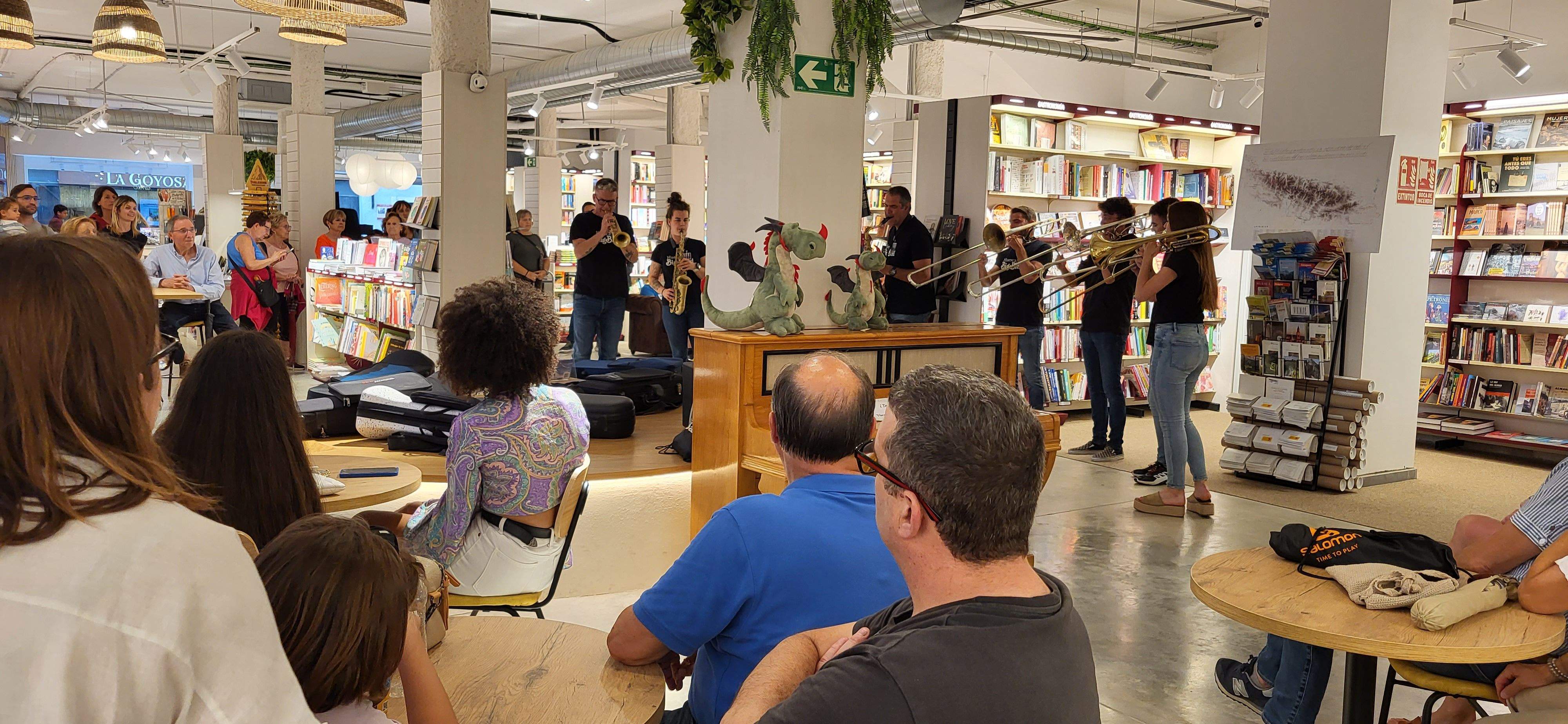  La Huesca Big Band en Santos Ochoa. Foto Myriam Martínez