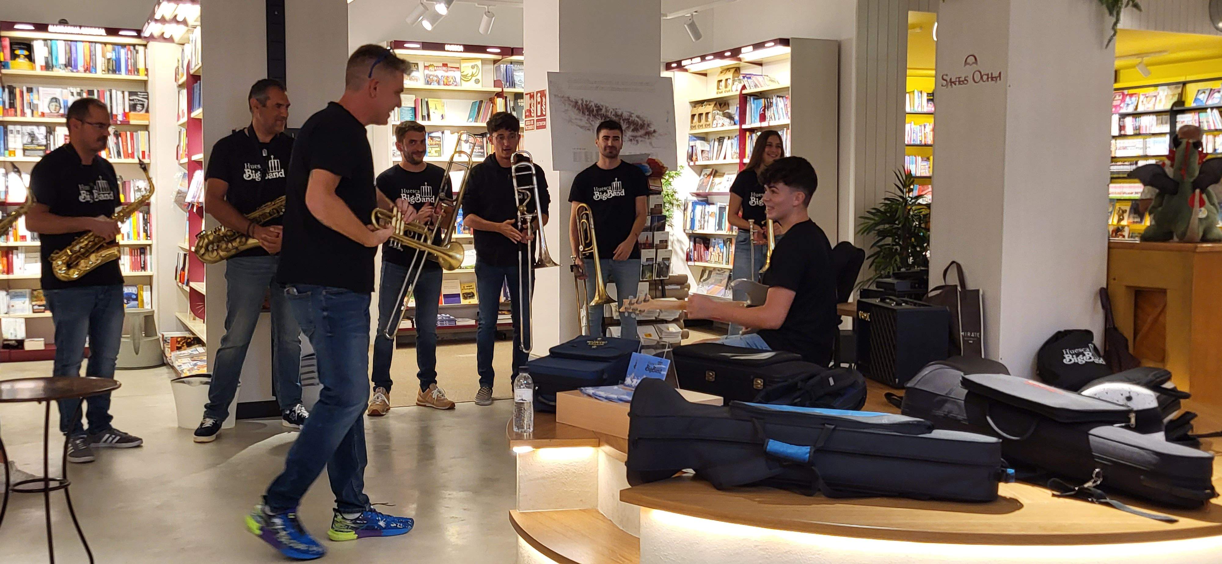  La Huesca Big Band en Santos Ochoa. Foto Myriam Martínez