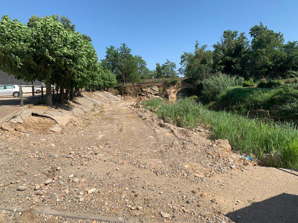 Situación de la zona de Pomar de Cinca afectada hace un mes por la crecida del barranco.