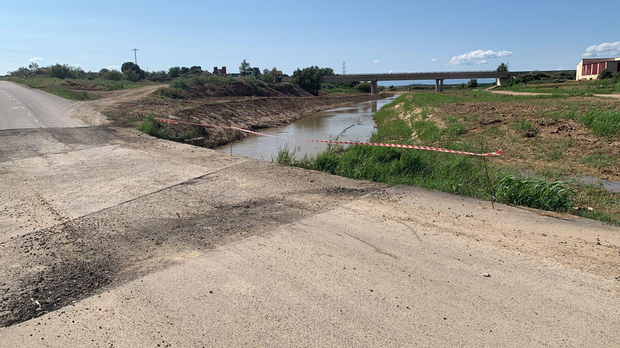 Situación de la zona de Pomar de Cinca afectada hace un mes por la crecida del barranco.