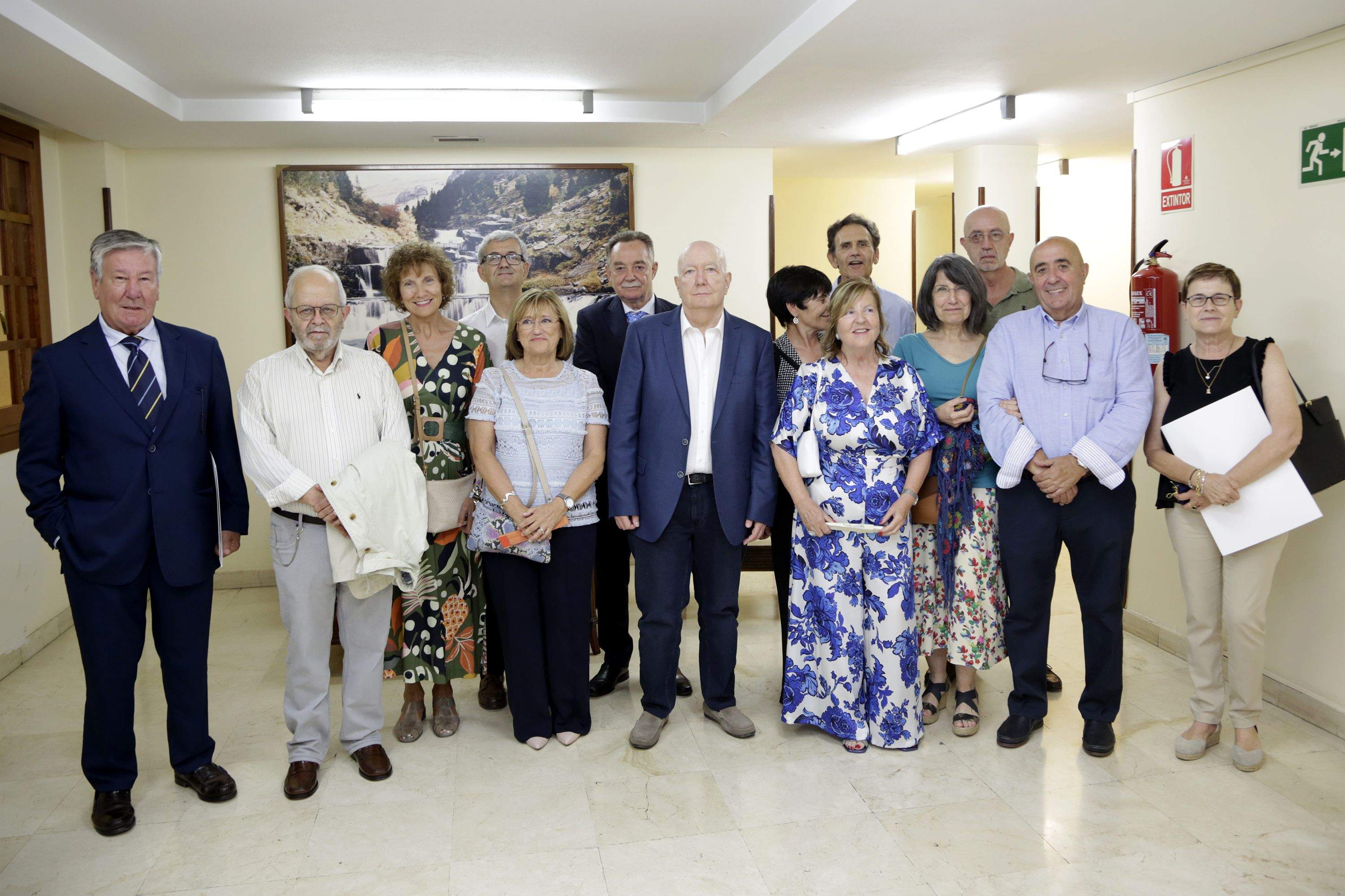 Jubilados homenajeados por el colegio. Foto Fernando Paúles