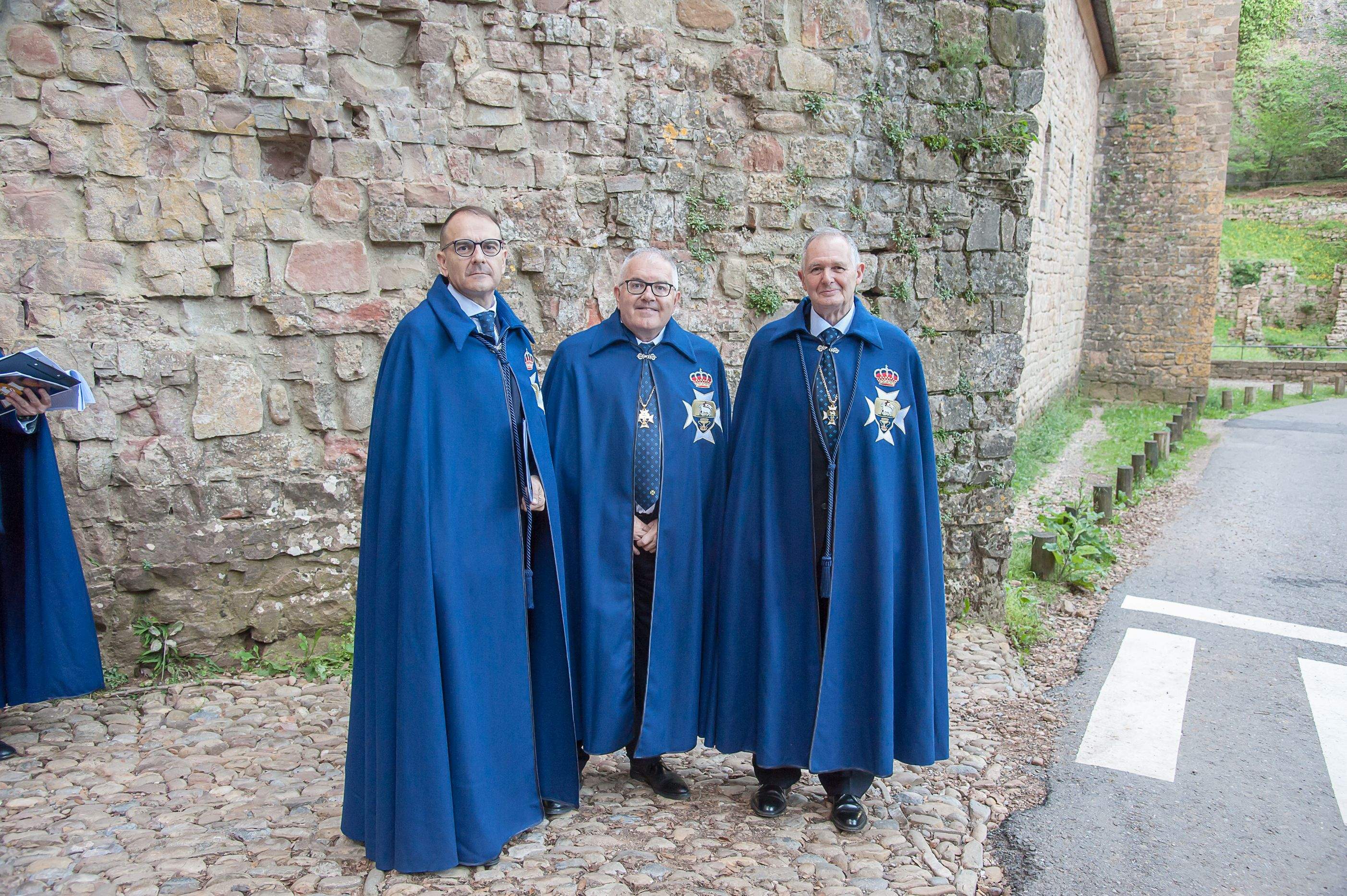 Homenaje a los Reyes de Aragón de la Hermandad de San Juan de la Peña