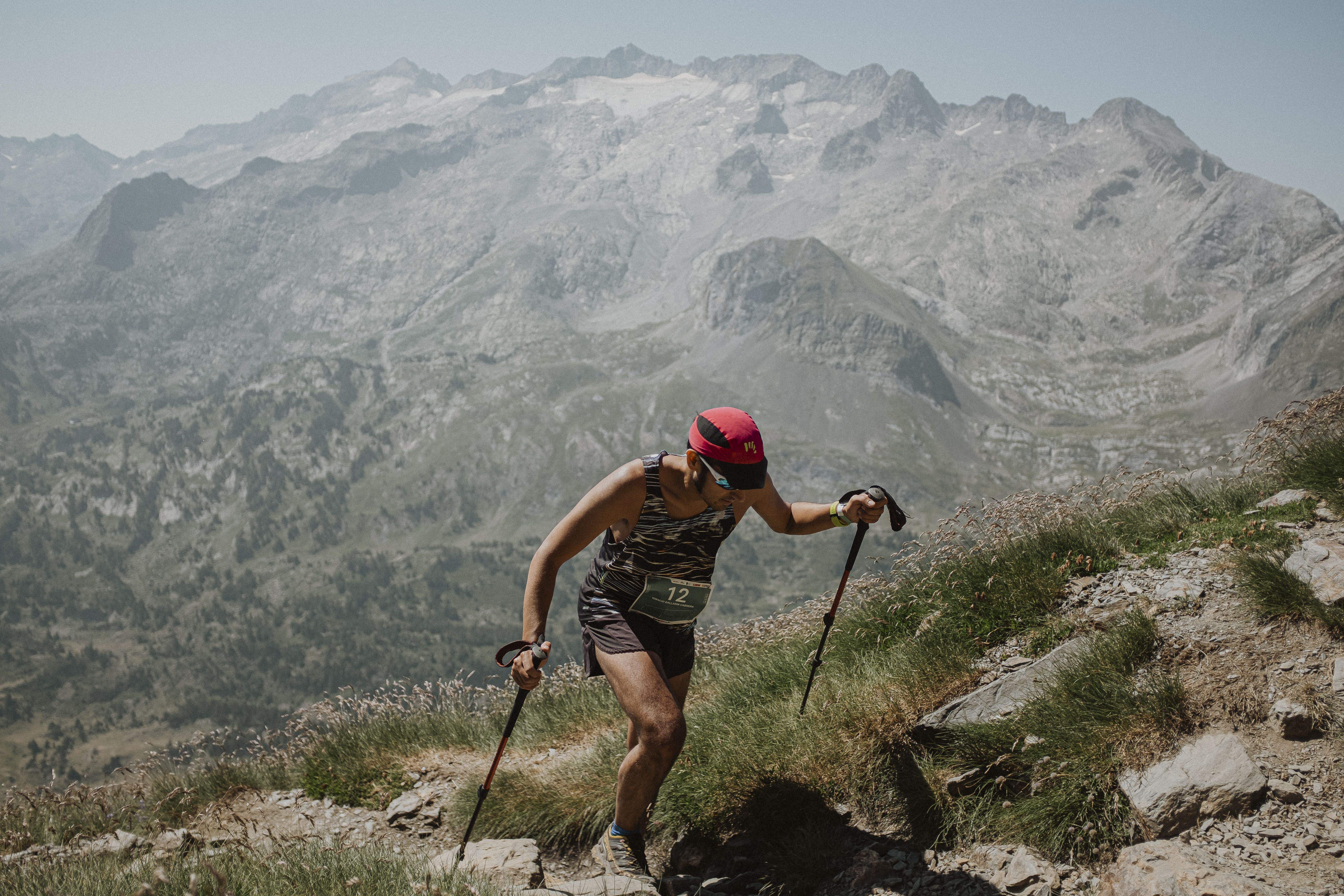 Kilómetro Vertical. Raúl Santana.