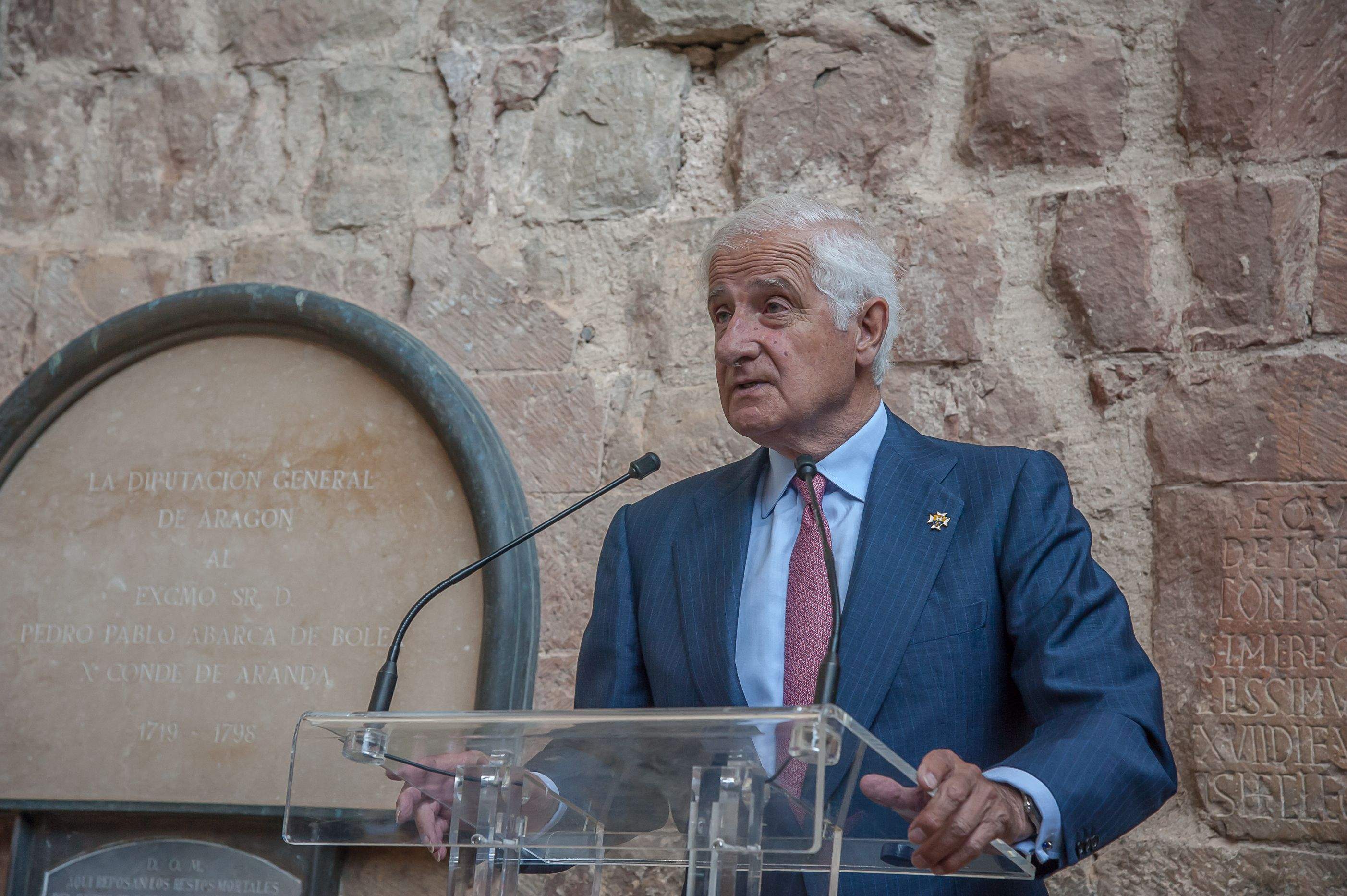 Homenaje a los Reyes de Aragón de la Hermandad de San Juan de la Peña