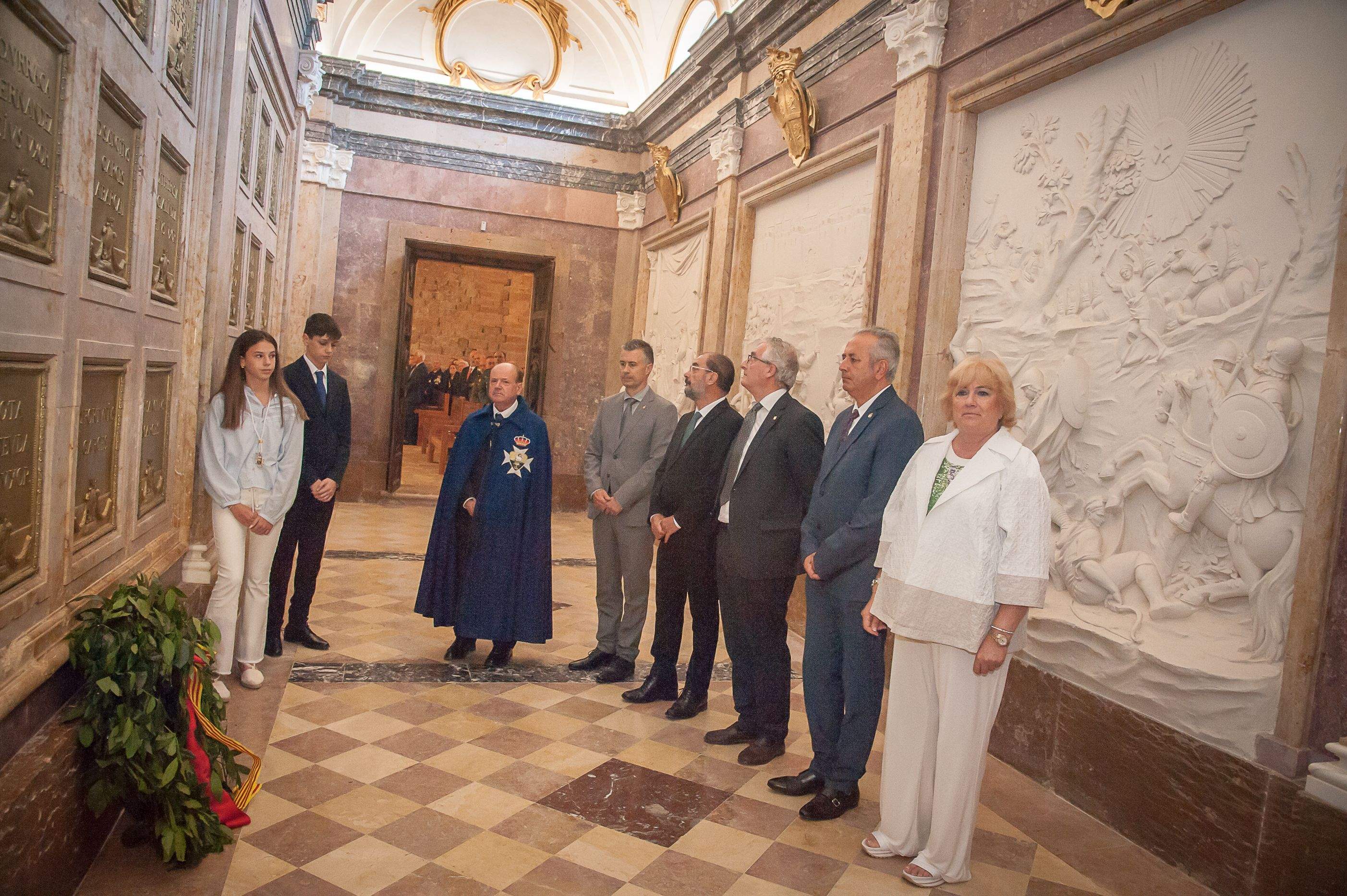 Homenaje a los Reyes de Aragón de la Hermandad de San Juan de la Peña