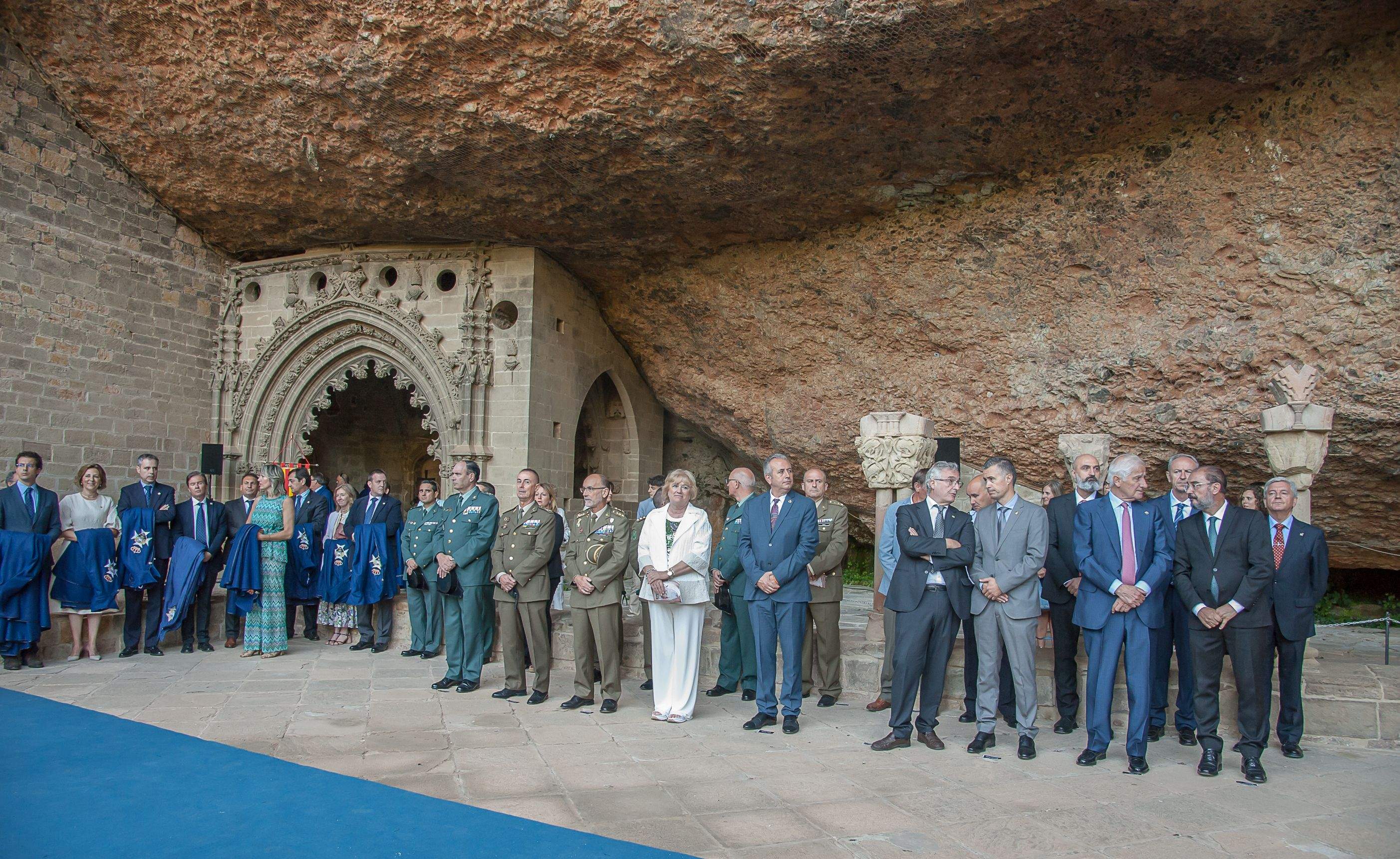 Homenaje a los Reyes de Aragón de la Hermandad de San Juan de la Peña