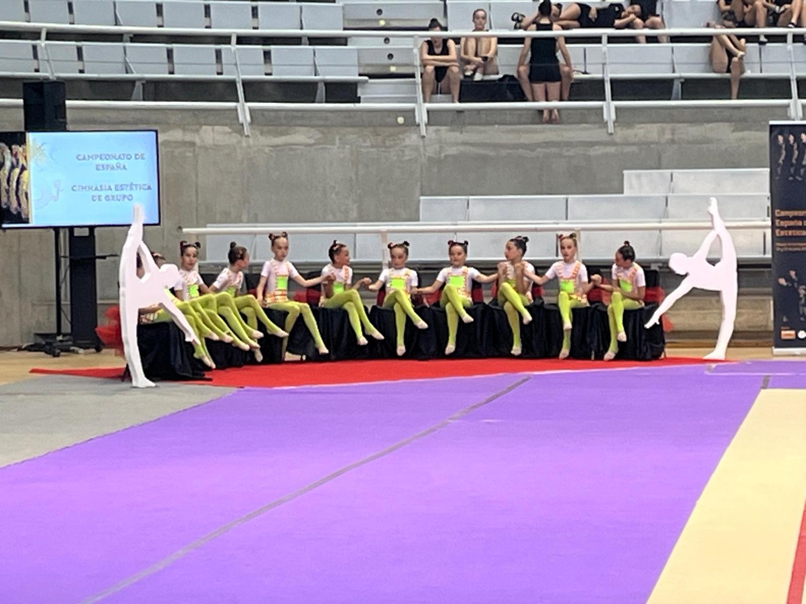 Las "Pippi" del Club 90, serias candidatas al oro en Infantil 8-10.