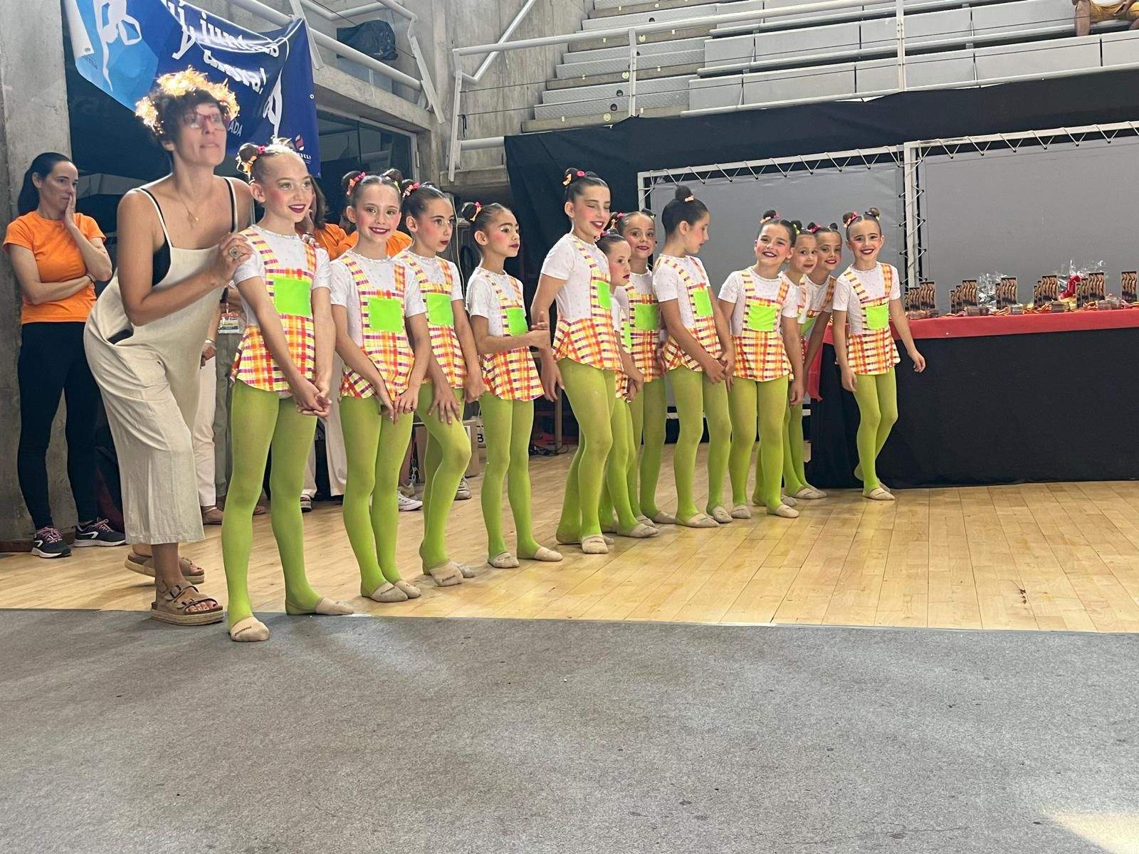 Conjunto Infantil 8-10 del Club 90, medalla de oro