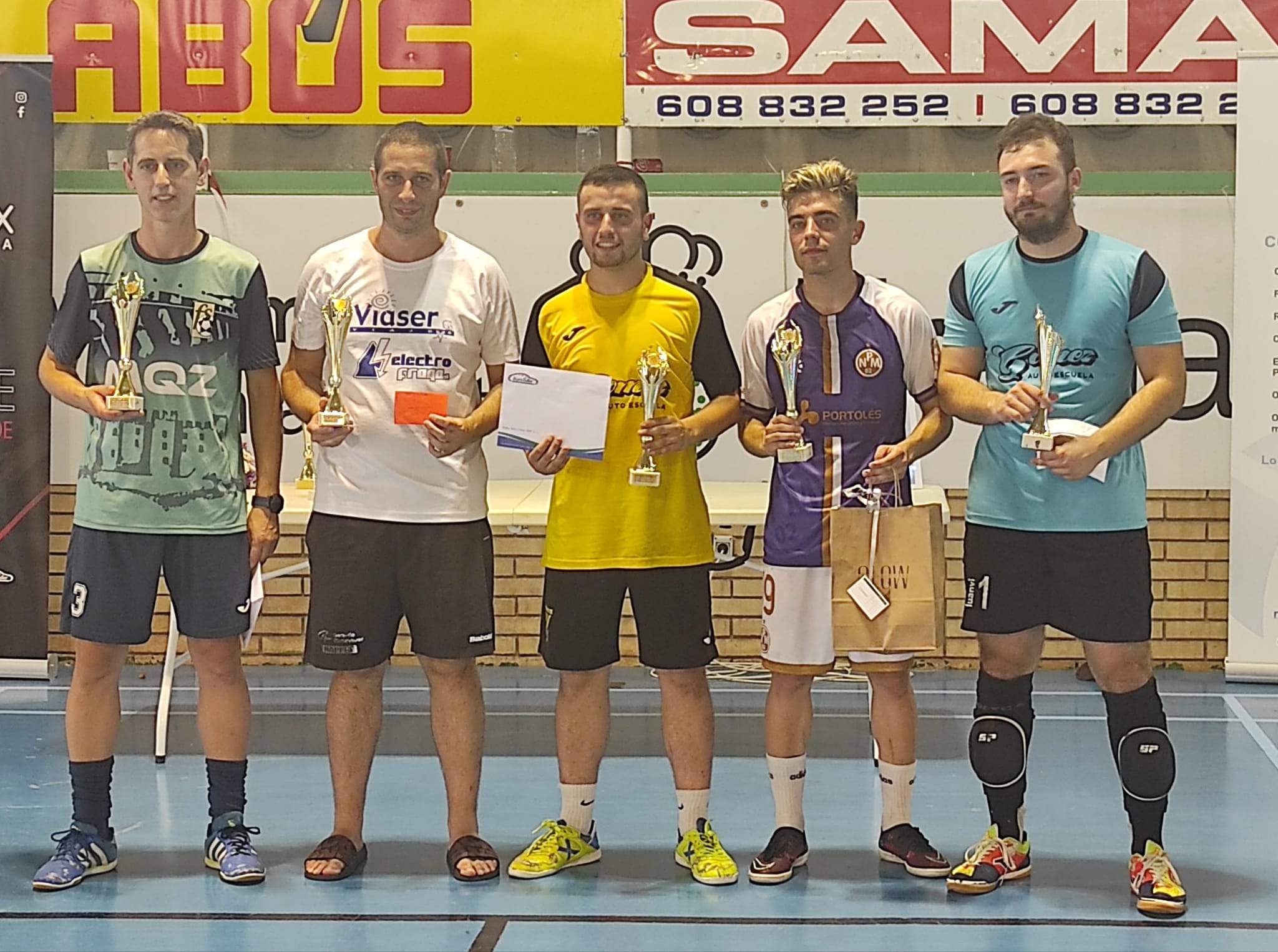 Cinco ideal masculino