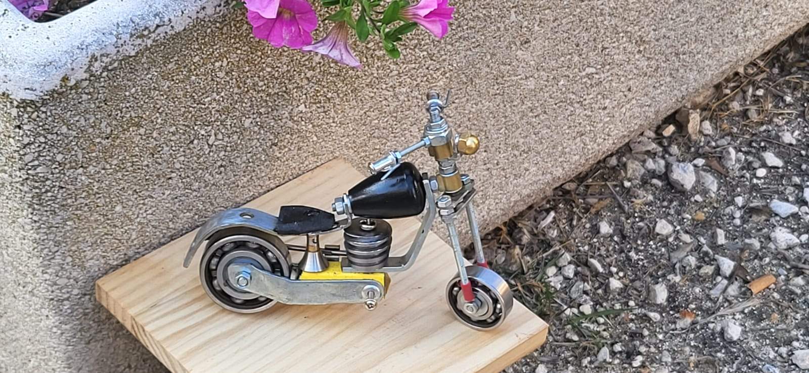 Exposición de artesanos del Casco Viejo en La Malena. Foto J.G.A.