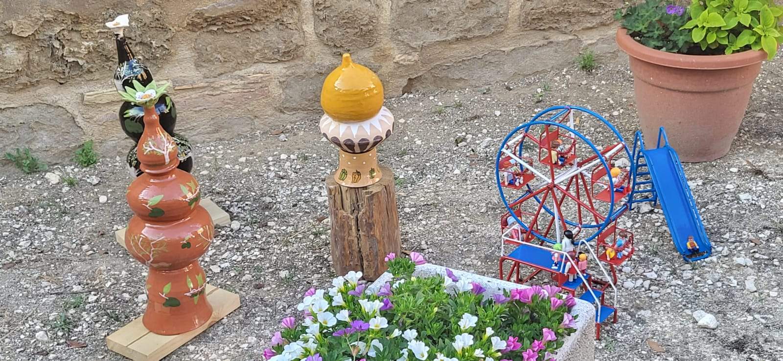 Exposición de artesanos del Casco Viejo en La Malena. Foto J.G.A.