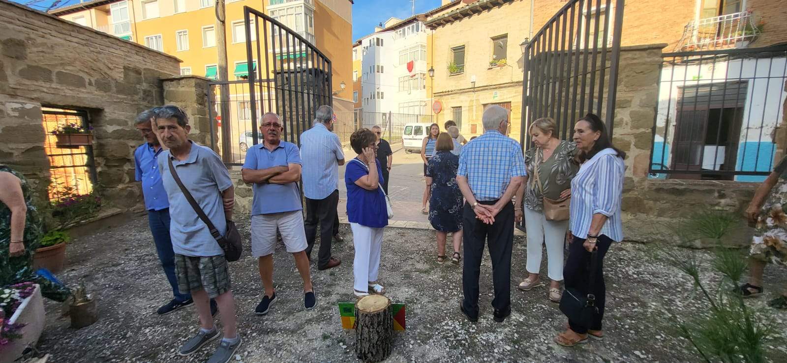 Exposición de artesanos del Casco Viejo en La Malena. Foto J.G.A.