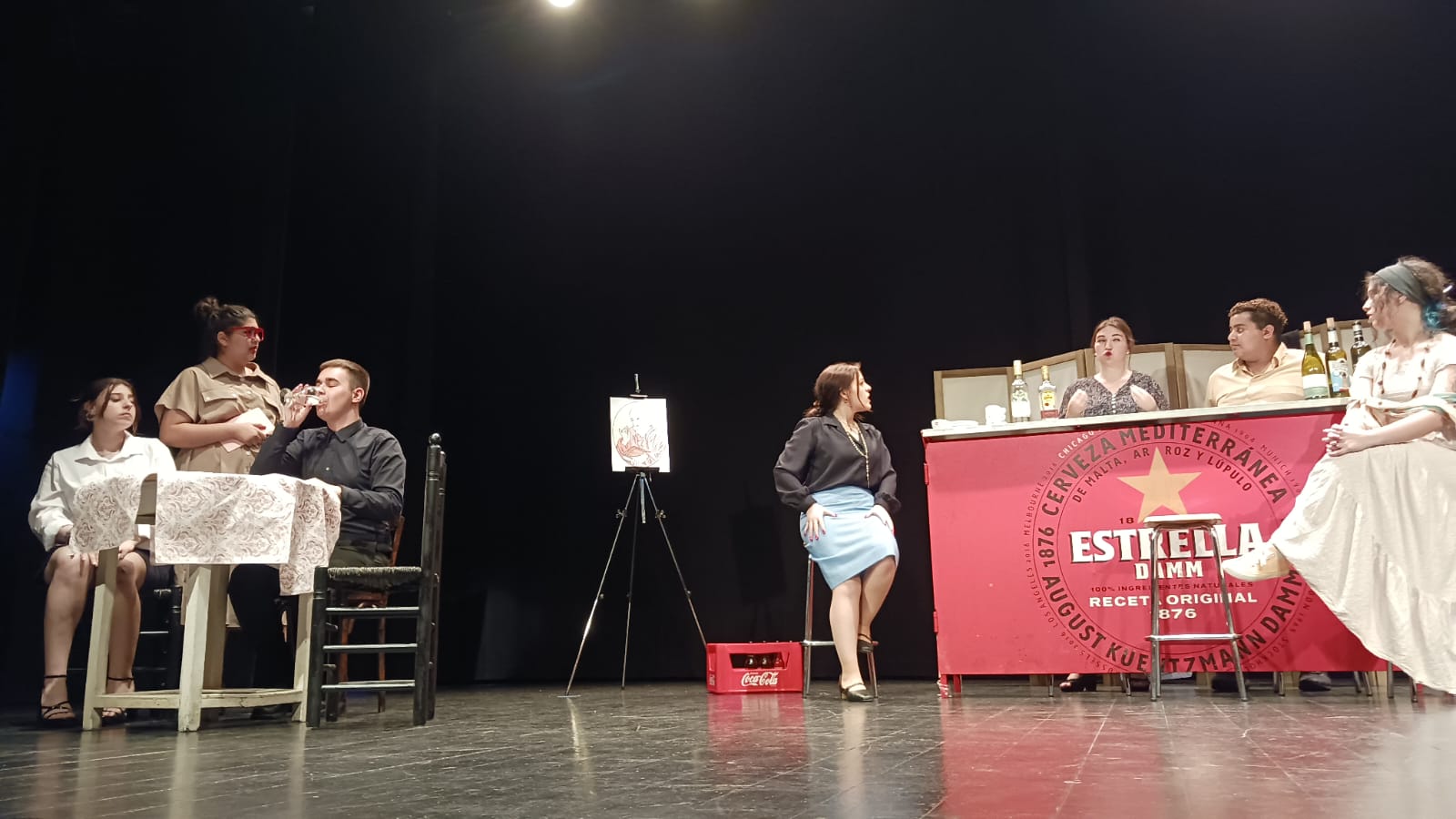 Espiral Teatro y "El Congelador". Foto La López
