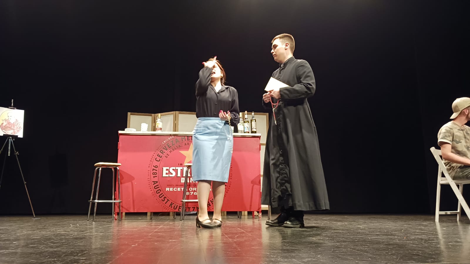 Espiral Teatro y "El Congelador". Foto La López