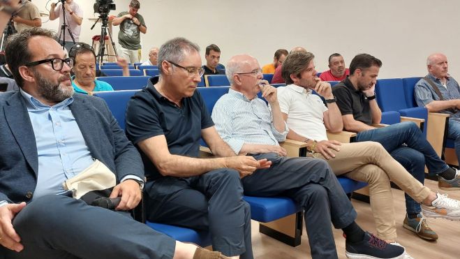 Consejeros asistentes a la rueda de prensa Consejeros asistentes a la rueda de prensa