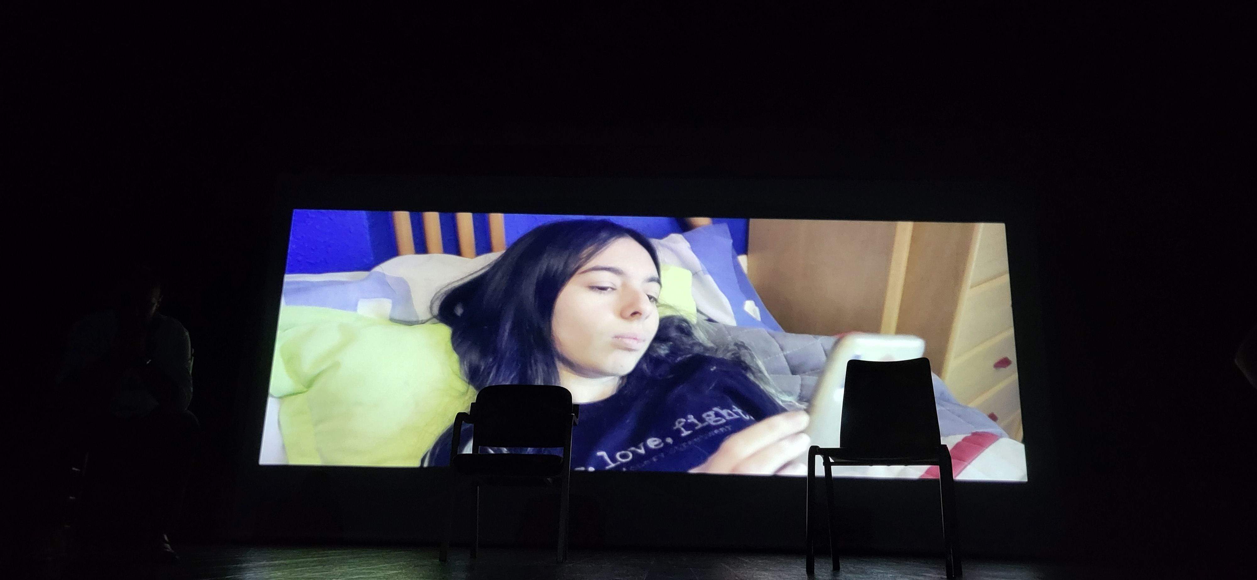  Los Salvatierra y la obra "Garnacha negra". Foto Myriam Martínez