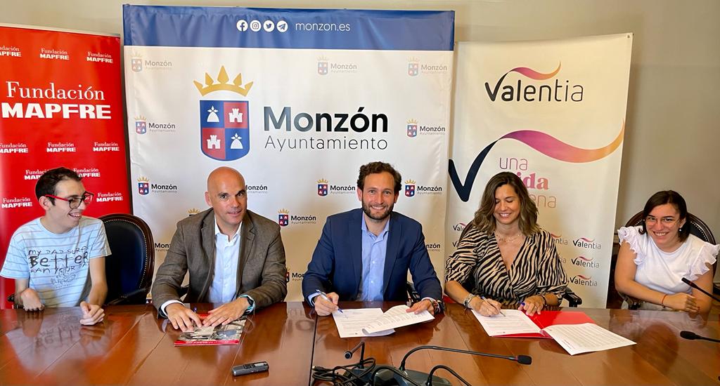 La Fundación Mapfre, Valentia y el Ayuntamiento han firmado este lunes el convenio.