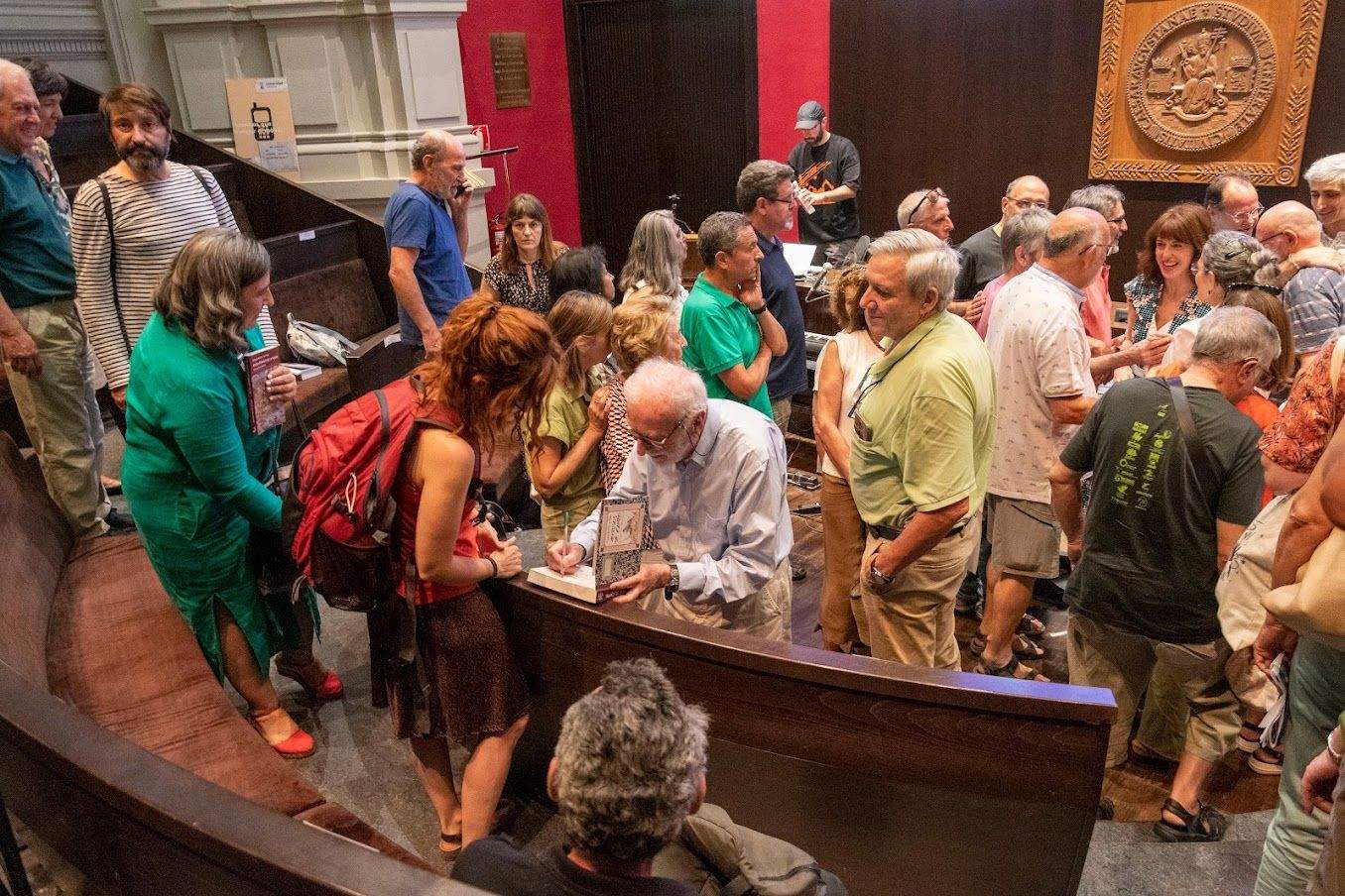 Homenaje a Eduardo Martínez de Pisón de la Plataforma en Defensa de las Montañas.