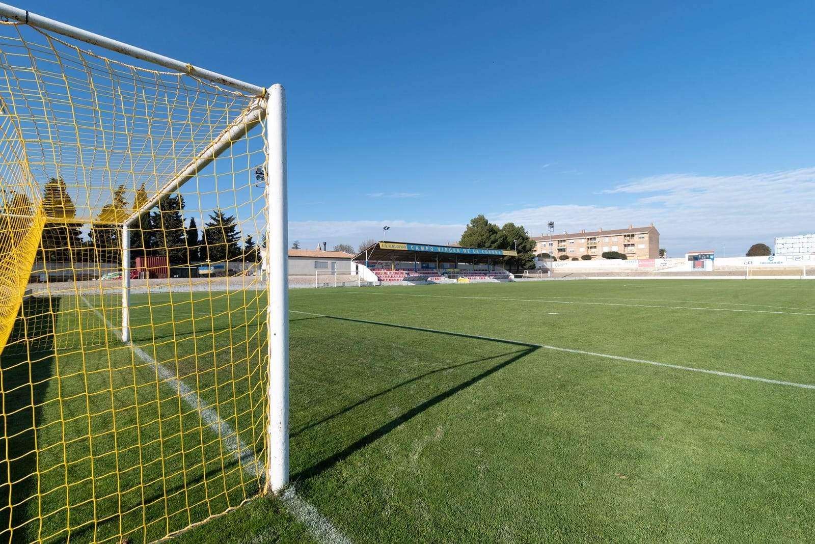 Foto de archivo del campo Municipal Virgen de la Corona de Almudévar.