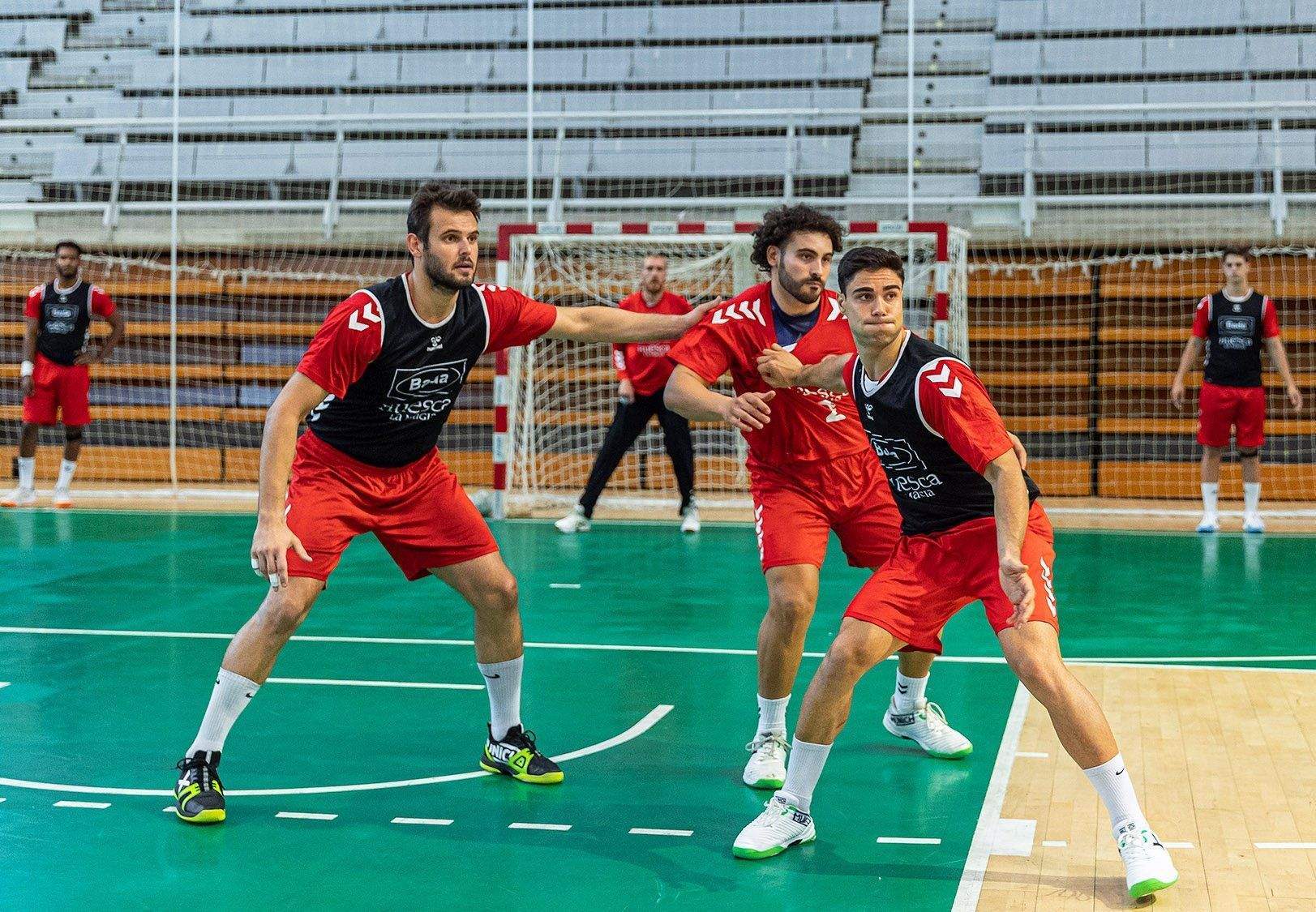 Entrenamiento de Bada Huesca en el Palacio. Foto: Andrey Sapizhak