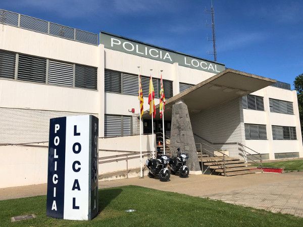 El dinero fue entregado y devuelto en la sede de la Policía Local de Huesca.