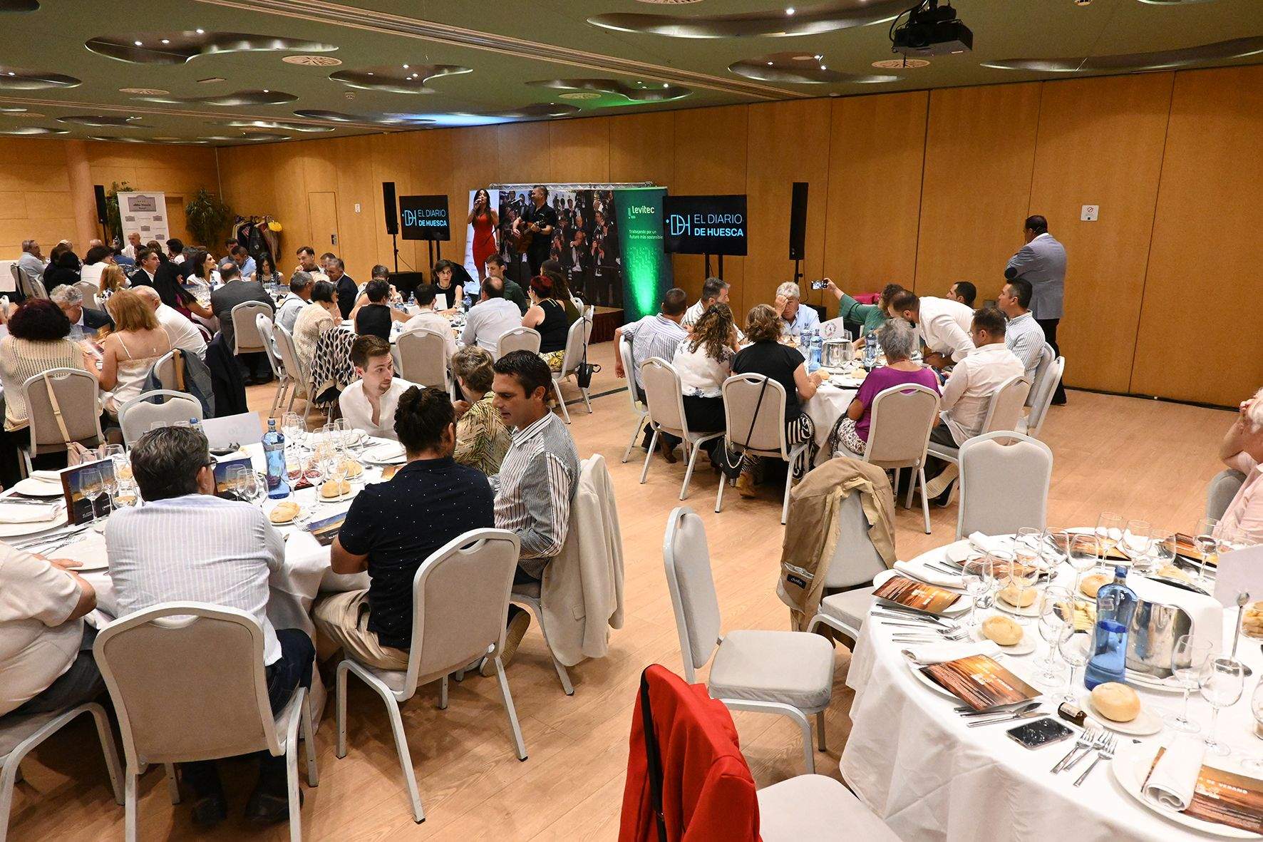 Imágenes de la Velada a la luz de una Campana. Foto Carlos Jalle