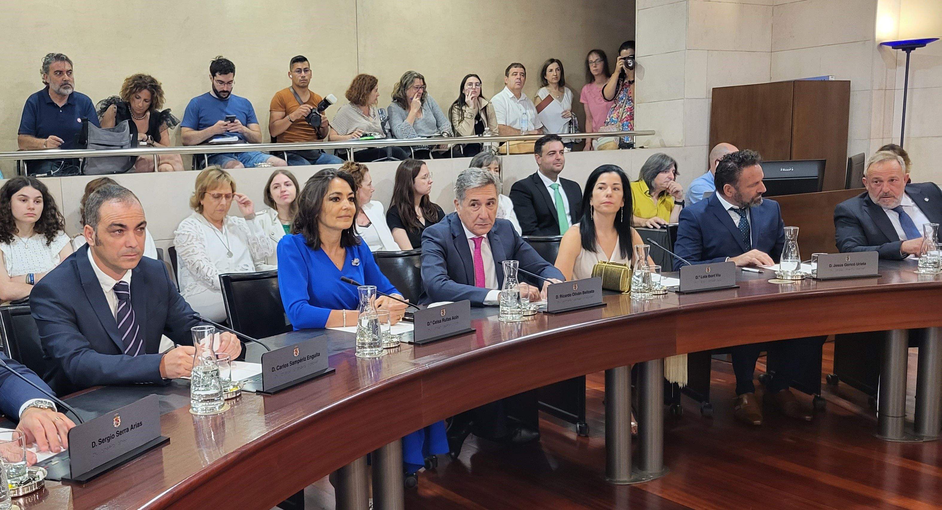 Constitución de la Diputación Provincial de Huesca. Foto Myriam Martínez