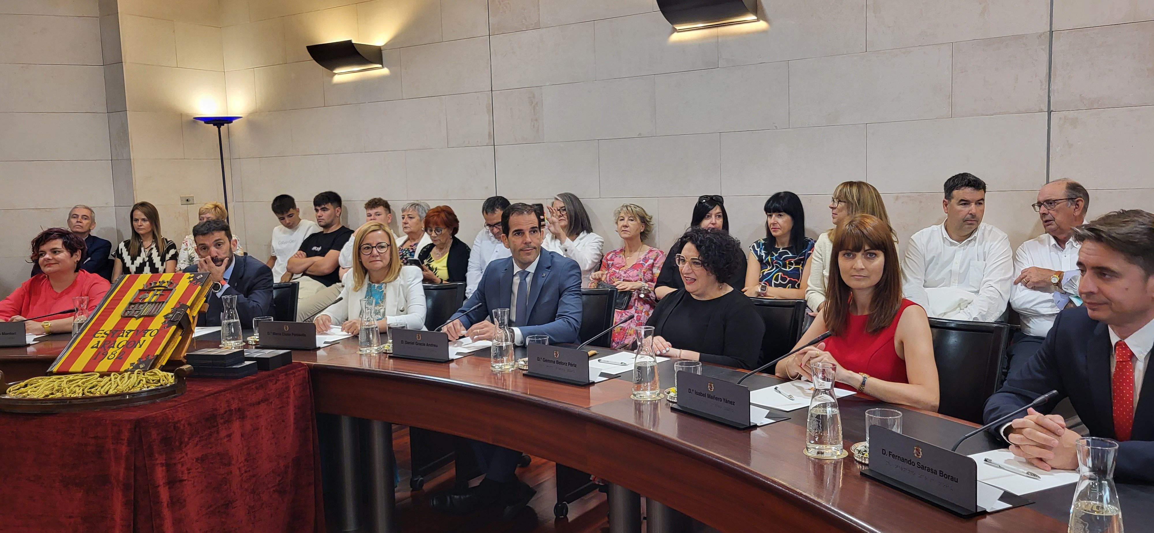 Constitución de la Diputación Provincial de Huesca. Foto Myriam Martínez