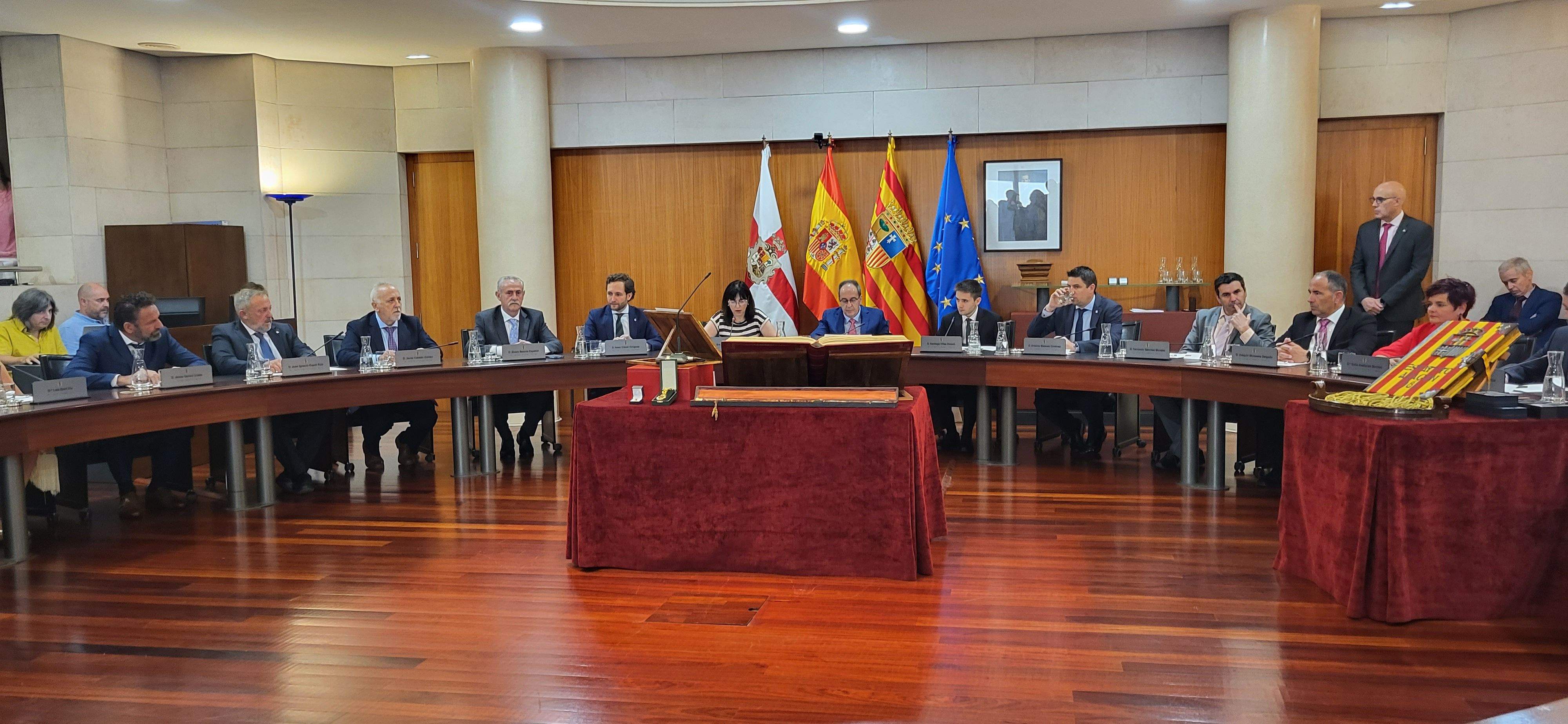 Constitución de la Diputación Provincial de Huesca. Foto Myriam Martínez